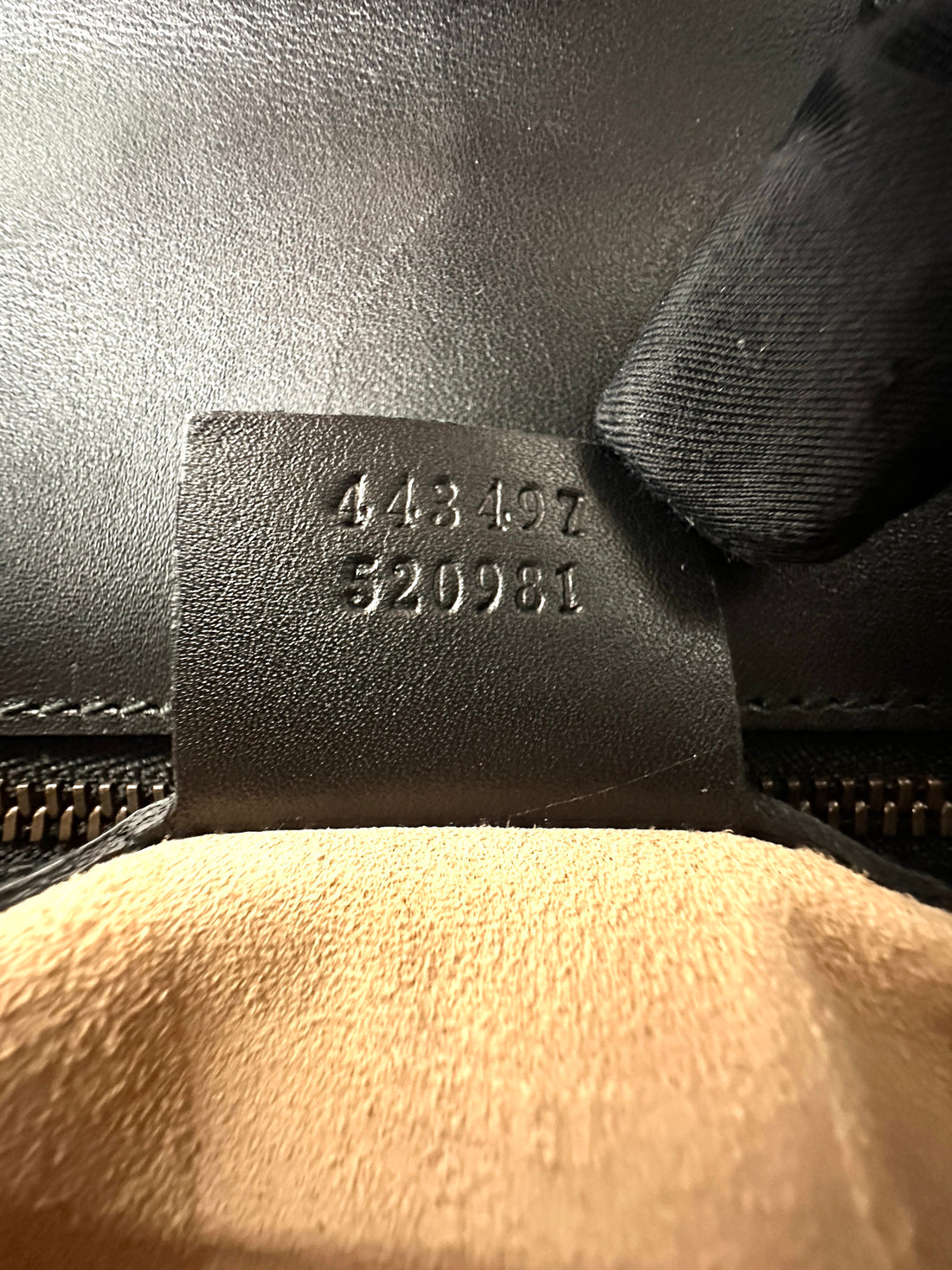 Gucci GG Marmont Pearl And Studded Embellished Black Quilted Leather Medium Size Shoulder Bag GG774