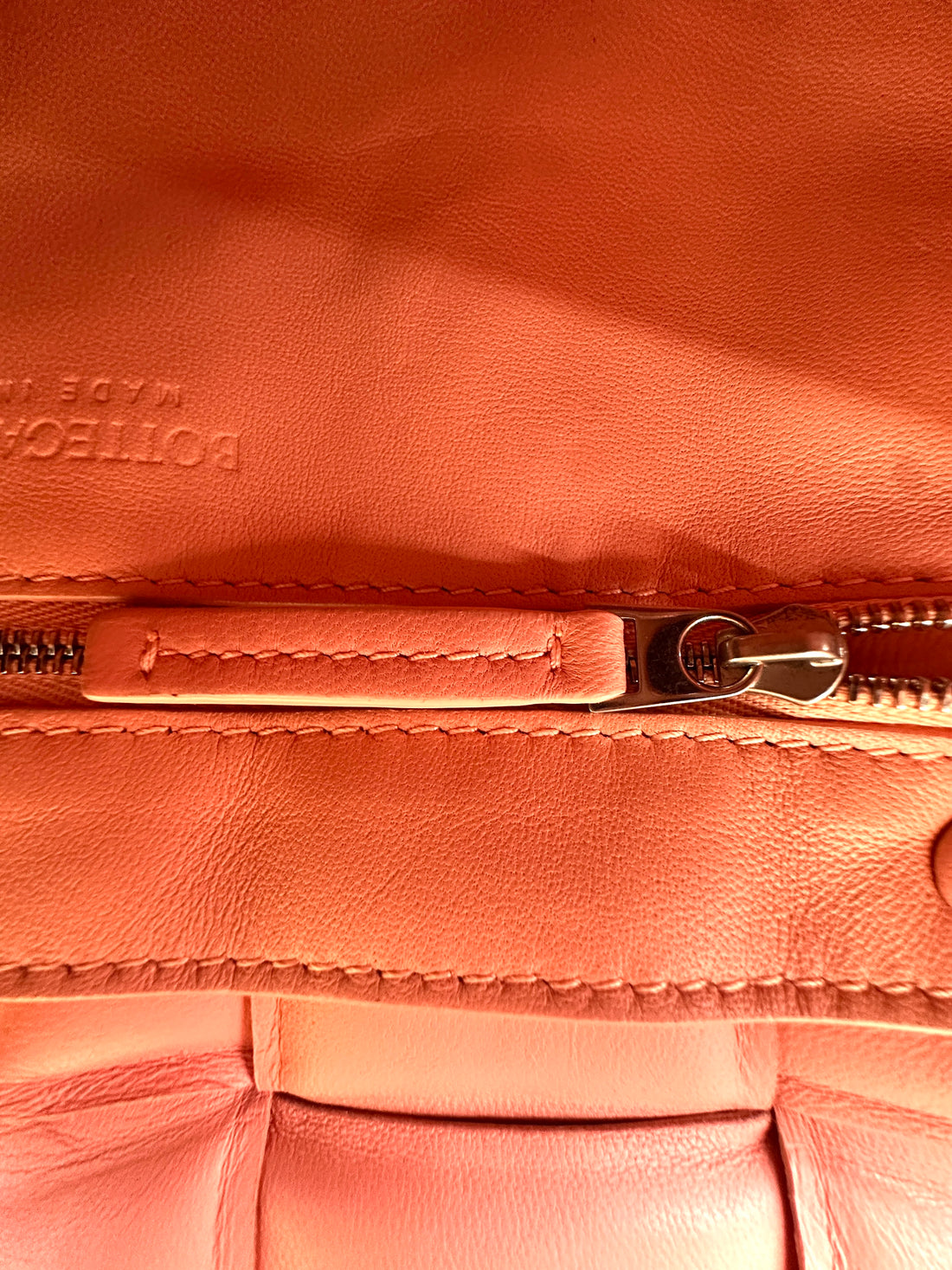 Bottega Veneta Padded Cassette Pink Leather Shoulder Bag BV112