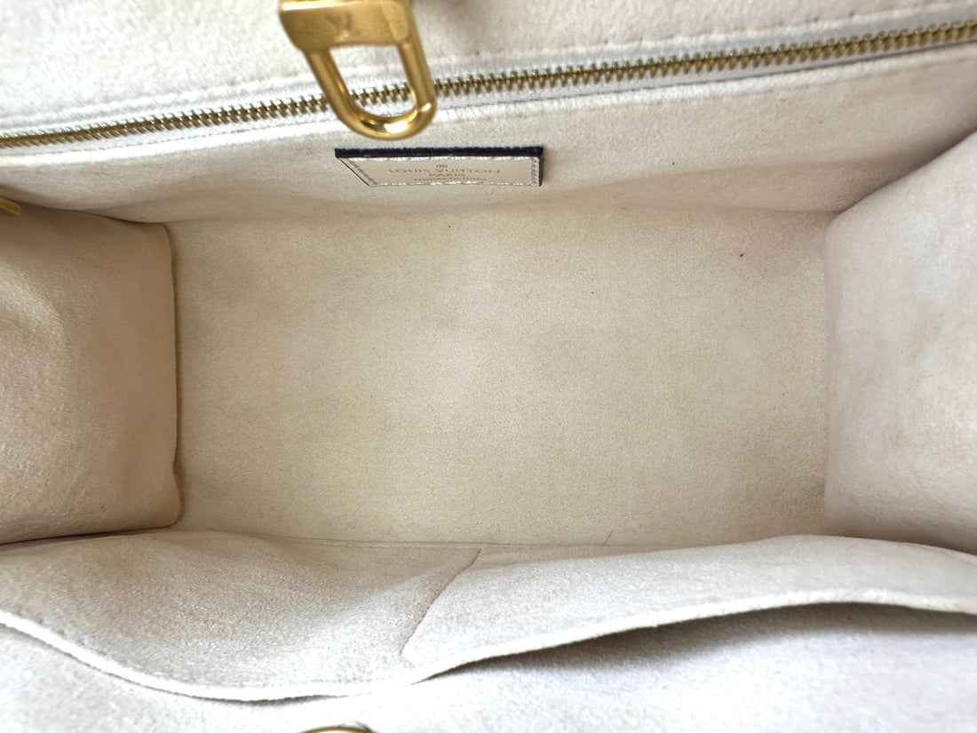Louis Vuitton OnTheGo PM White Monogram Empreinte Leather Handle Bag LV2243