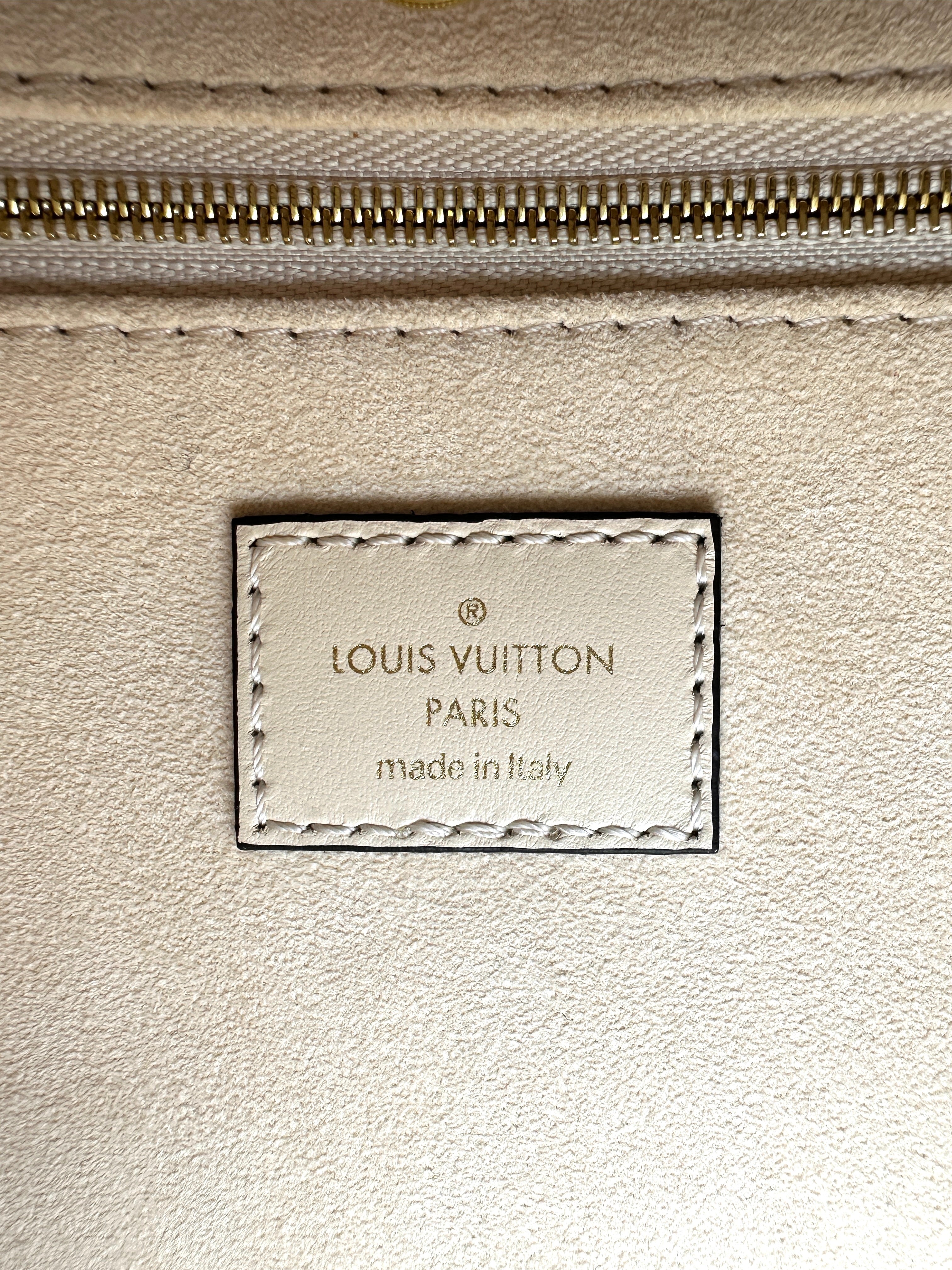 Louis Vuitton OnTheGo PM White Monogram Empreinte Leather Handle Bag LV2243