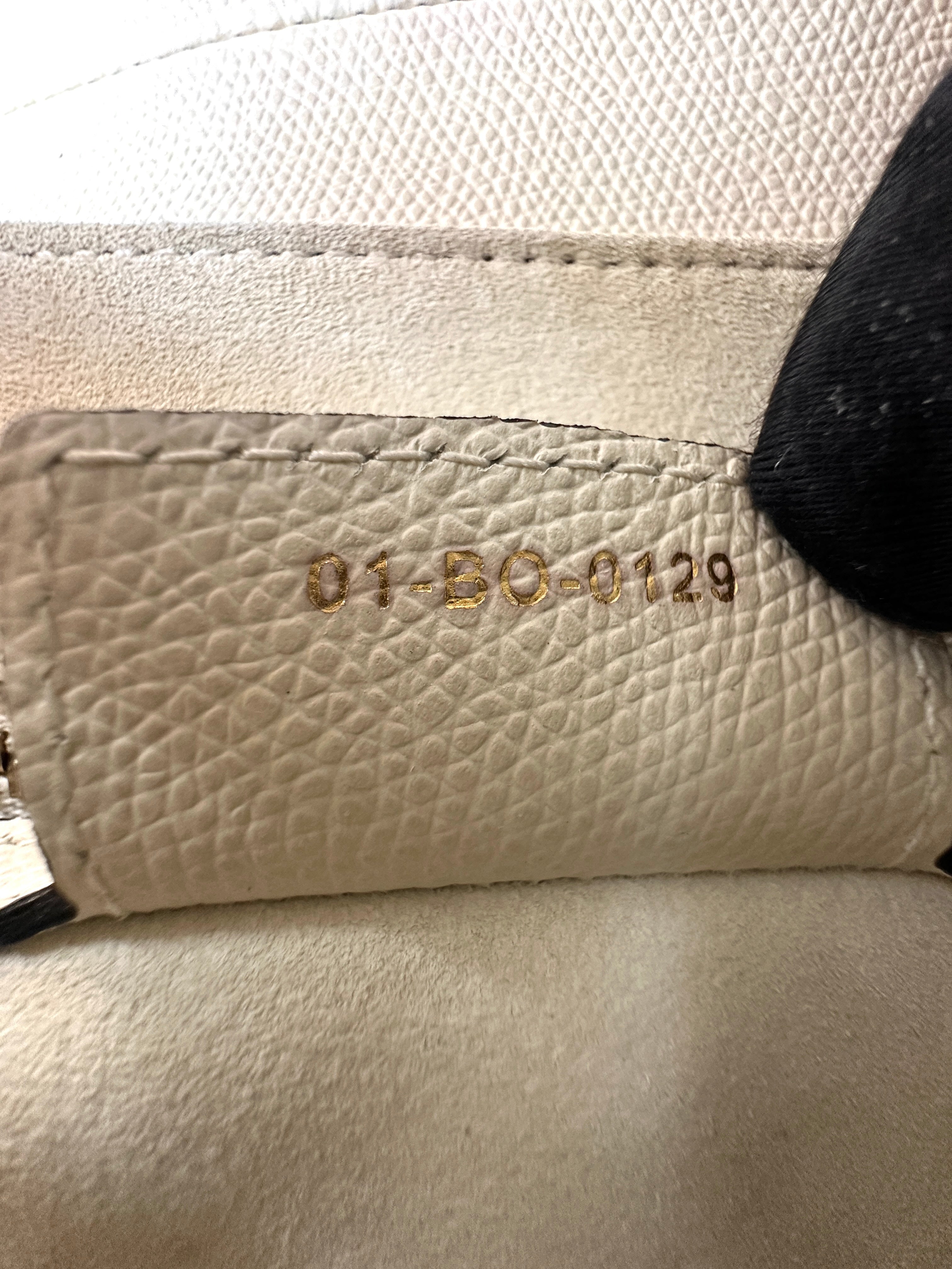 Christian Dior White Leather Medium Size Saddle Bag DR587