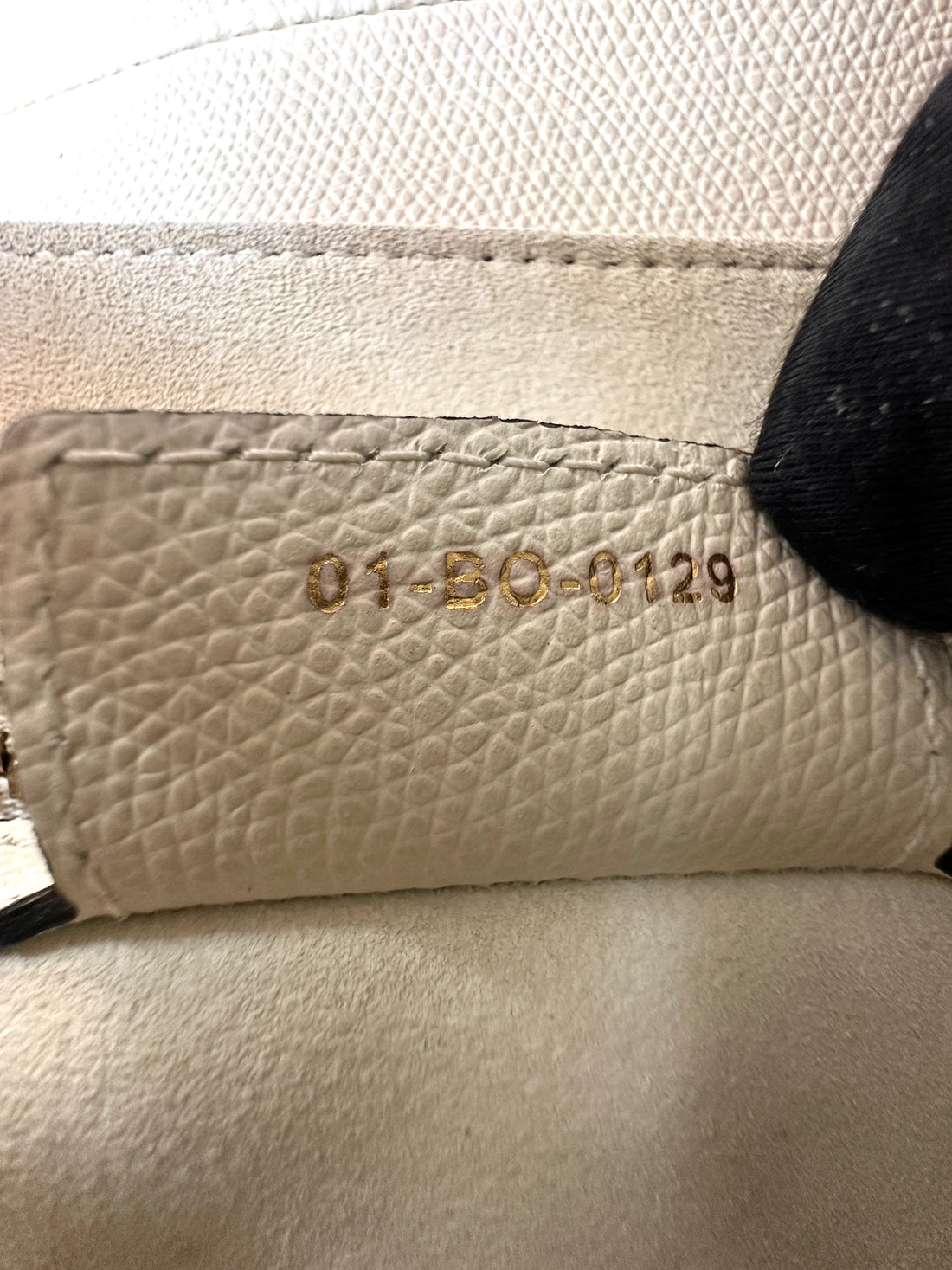 Christian Dior White Leather Medium Size Saddle Bag DR587