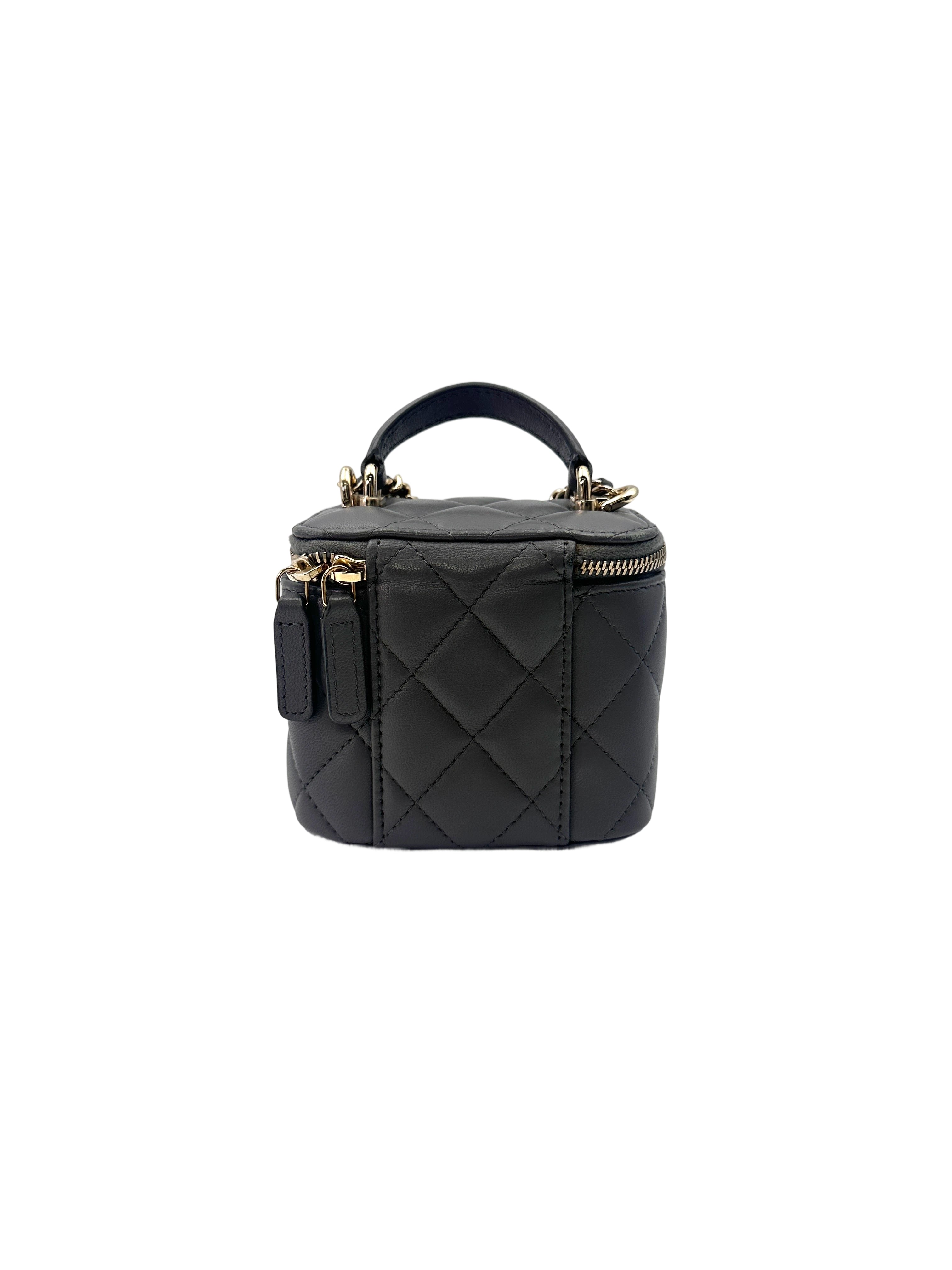 Chanel 22A Grey Quilted Leather Top Handle Vanity Case(UX***A4) CC1598