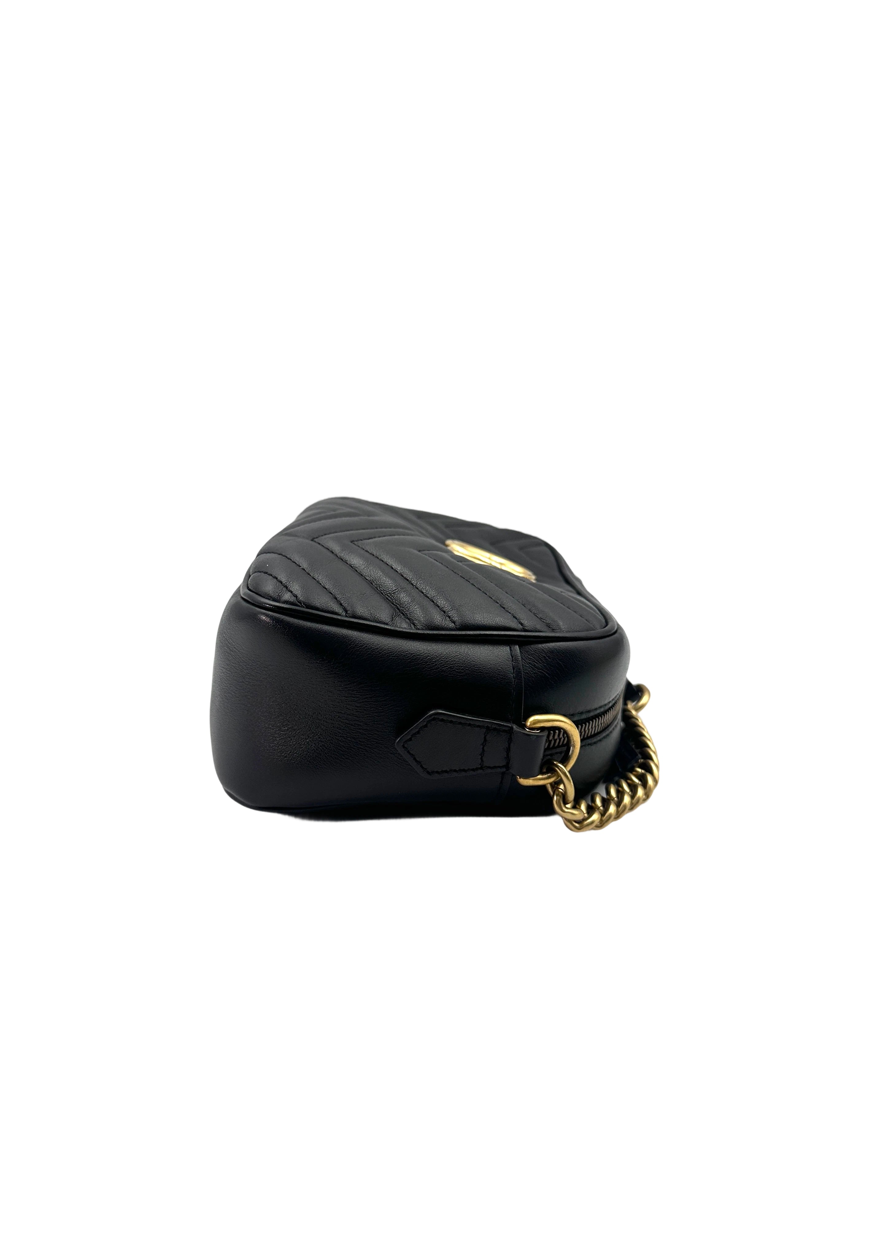 Gucci GG Marmont Black Matelasse Chevron Leather Medium Size Shoulder Bag GG787
