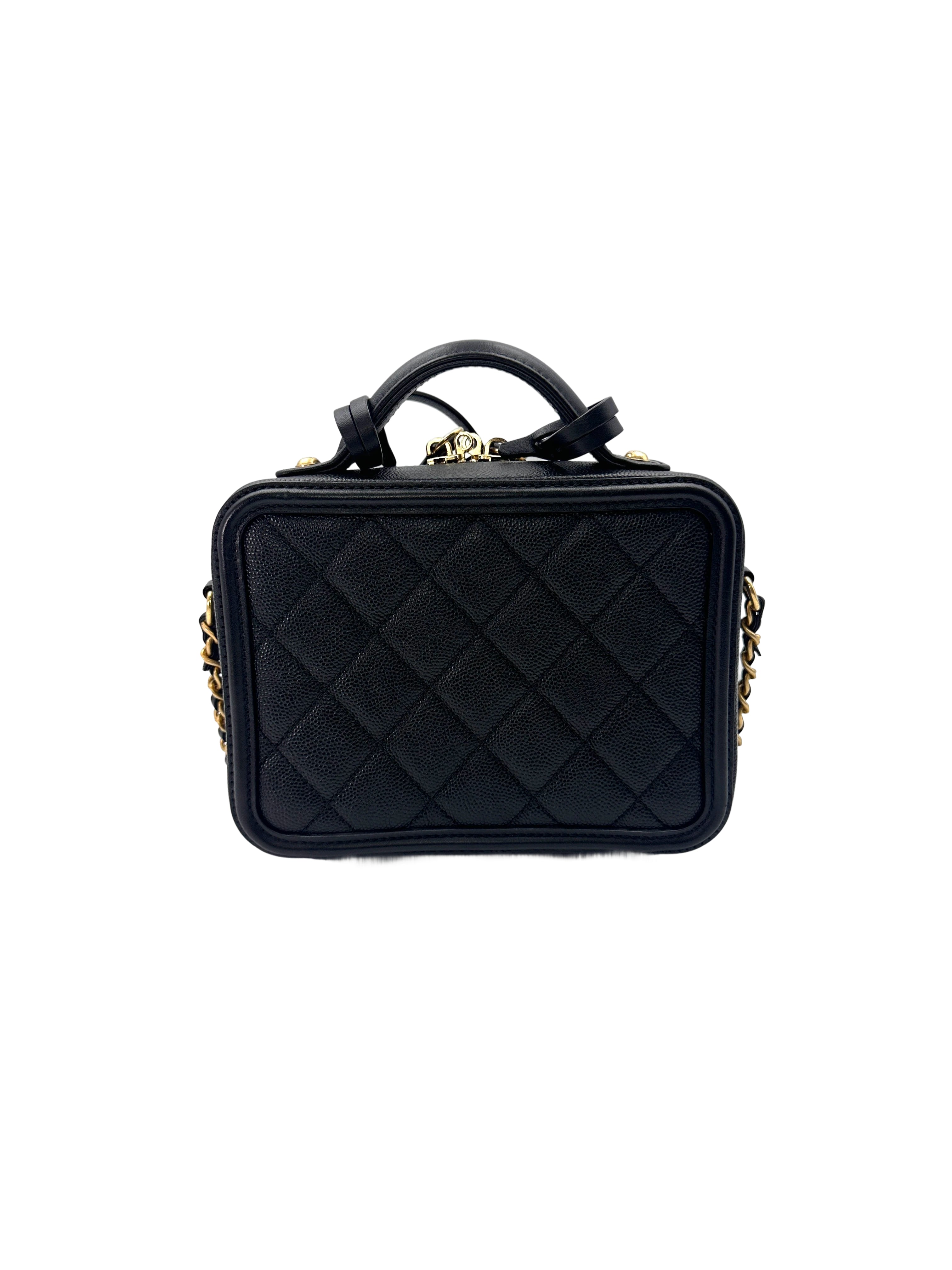 Chanel CC Filigree Black Quilted Leather Small Size Vanity Case(25***71) CC1606