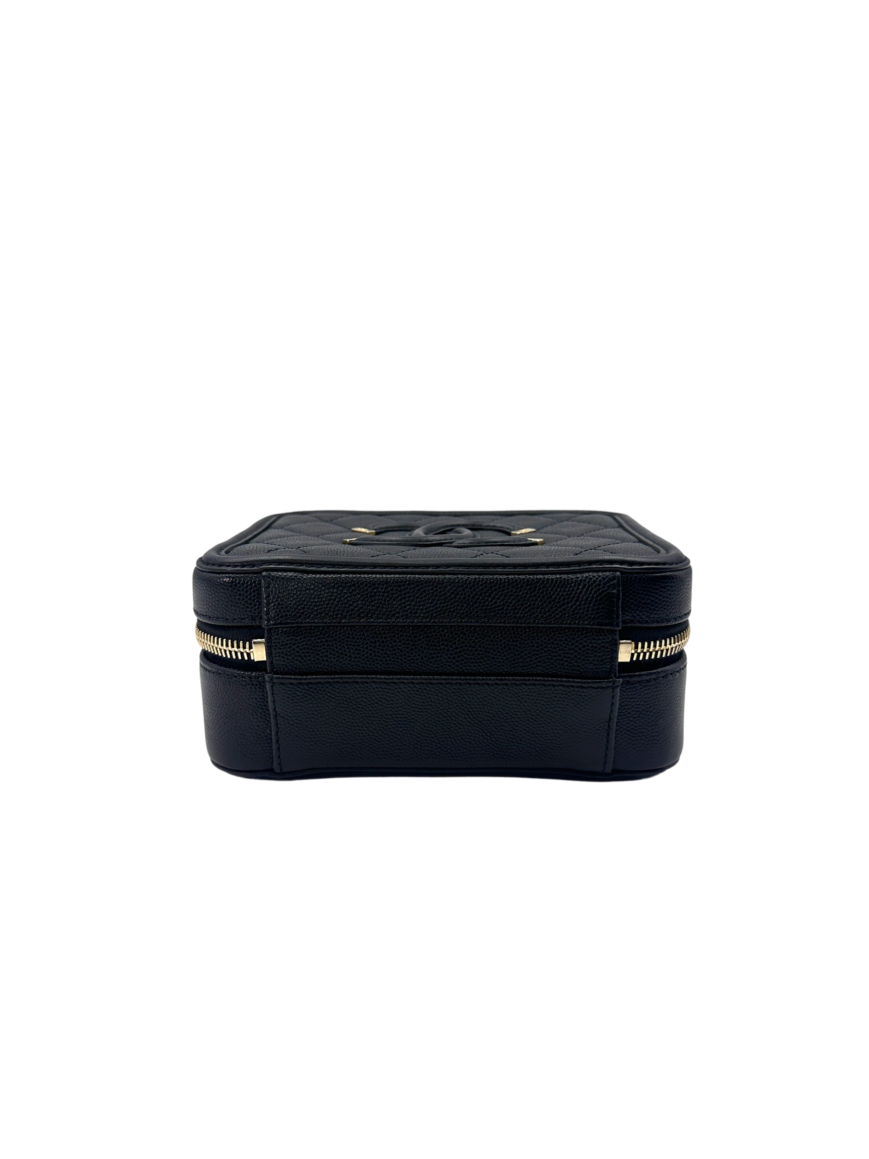 Chanel CC Filigree Black Quilted Leather Small Size Vanity Case(25***71) CC1606