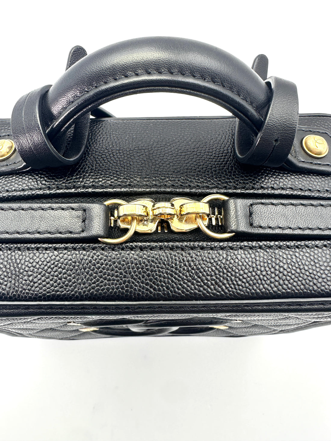 Chanel CC Filigree Black Quilted Leather Small Size Vanity Case(25***71) CC1606