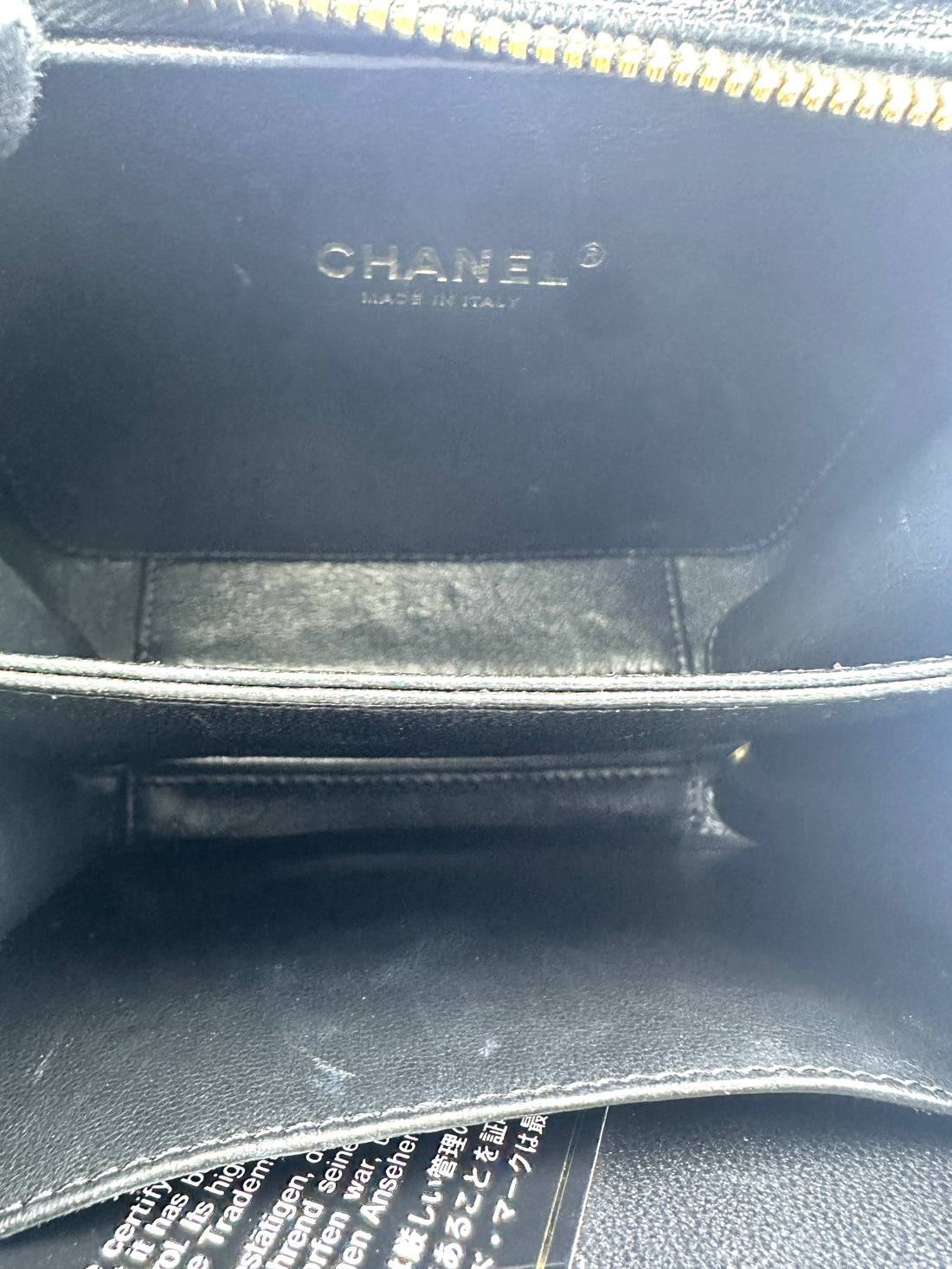 Chanel CC Filigree Black Quilted Leather Small Size Vanity Case(25***71) CC1606