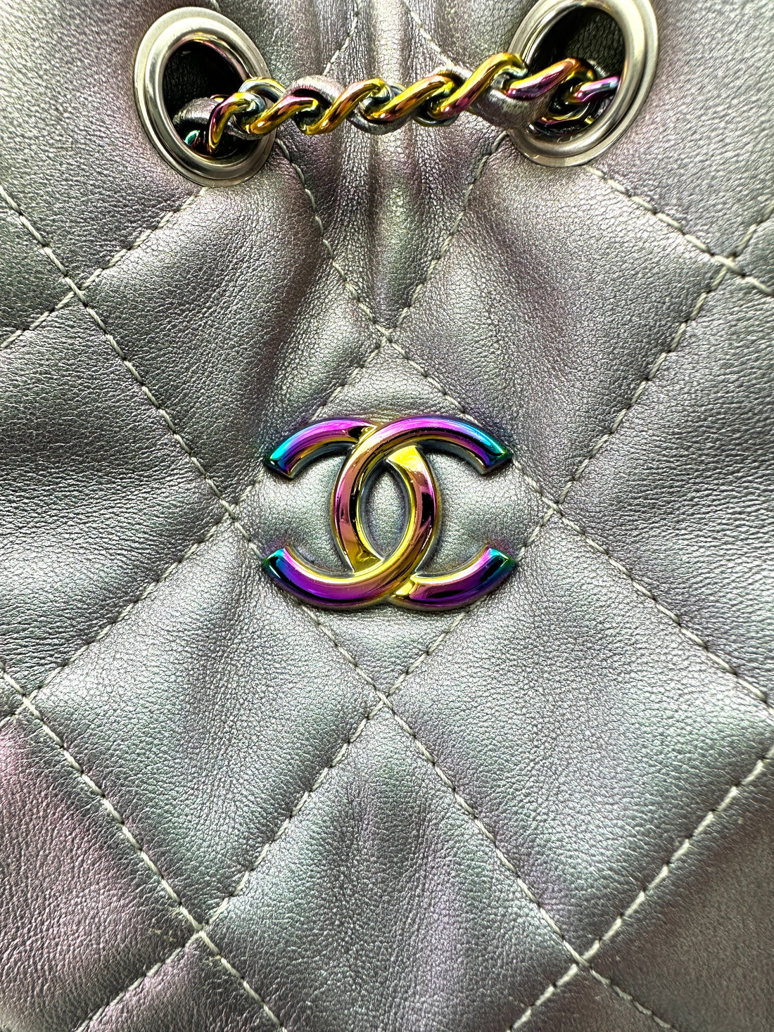 Chanel Gabrielle Iridescent Blue Quilted Leather Backpack(24***62) CC1610