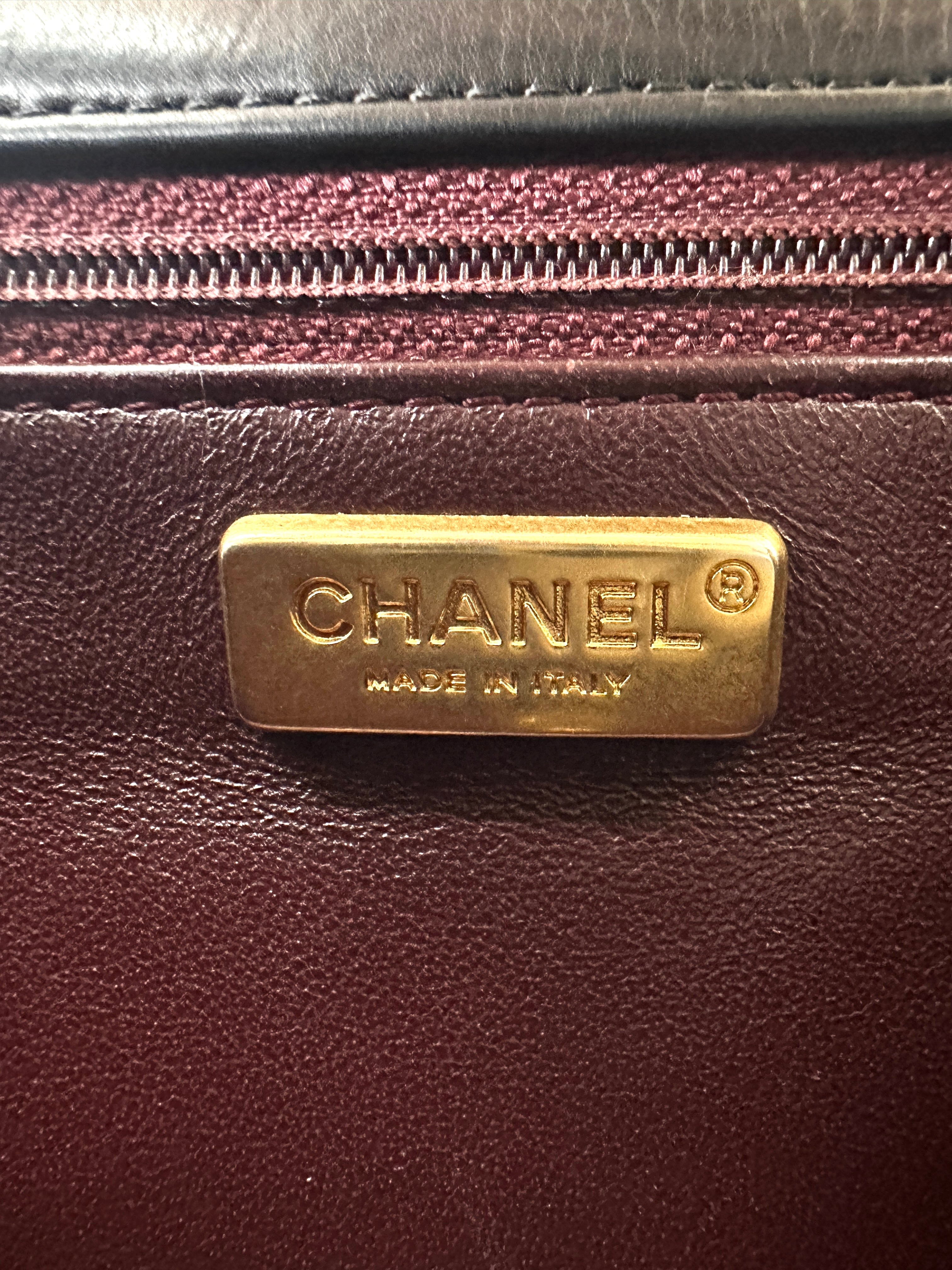 Chanel Black Quilted Leather Rock The Corner Flap Bag(24***93) CC1612
