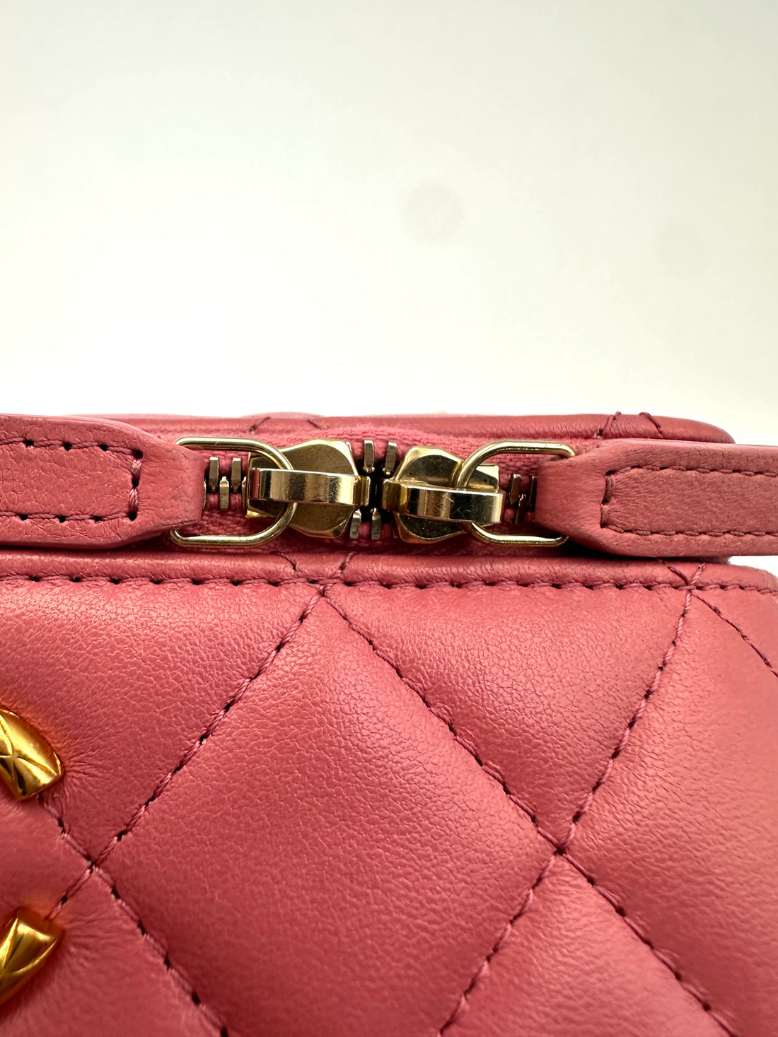 Chanel Pink Quilted Lambskin Vanity Case With Gold Hardware CC1617