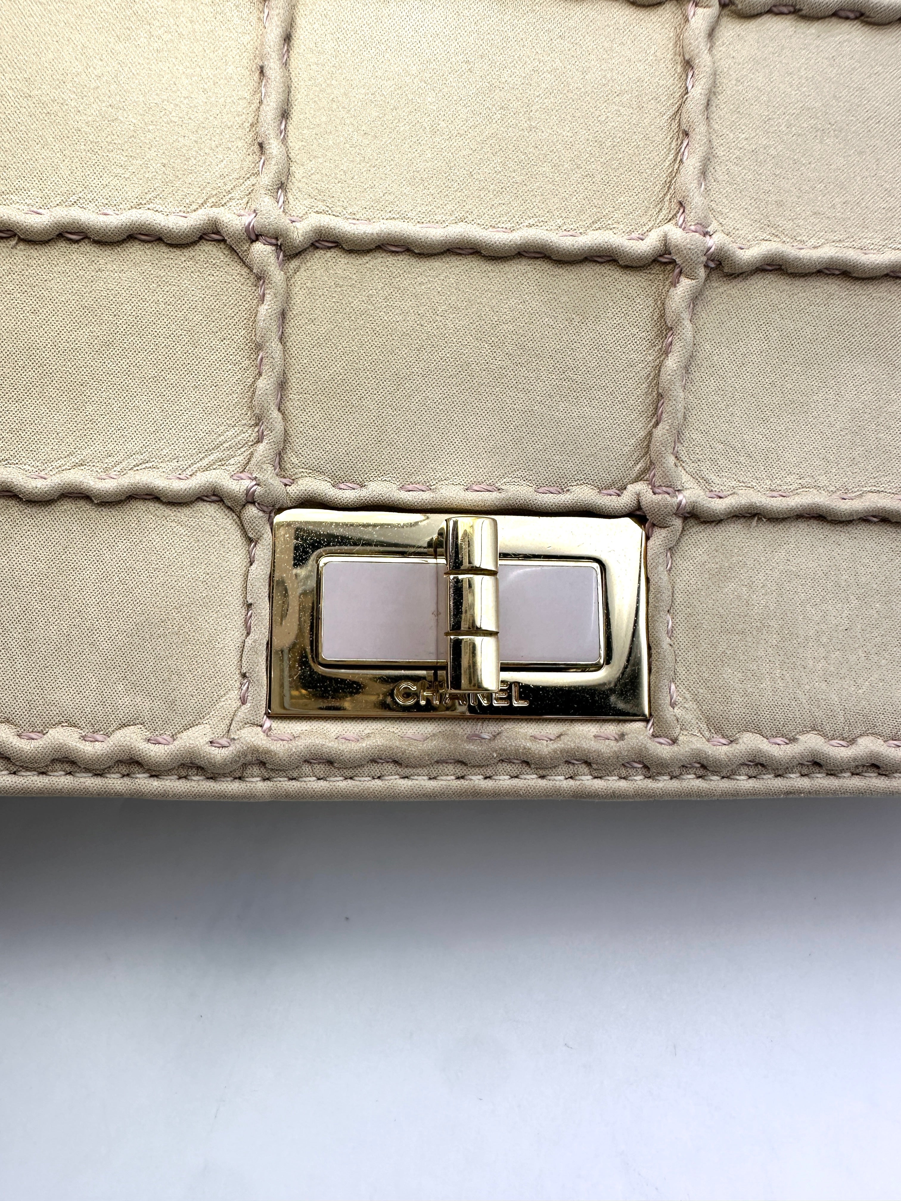 Chanel 2.55 Chocolate Bar Beige Quilted Leather Flap Bag(22***94) IRIS090
