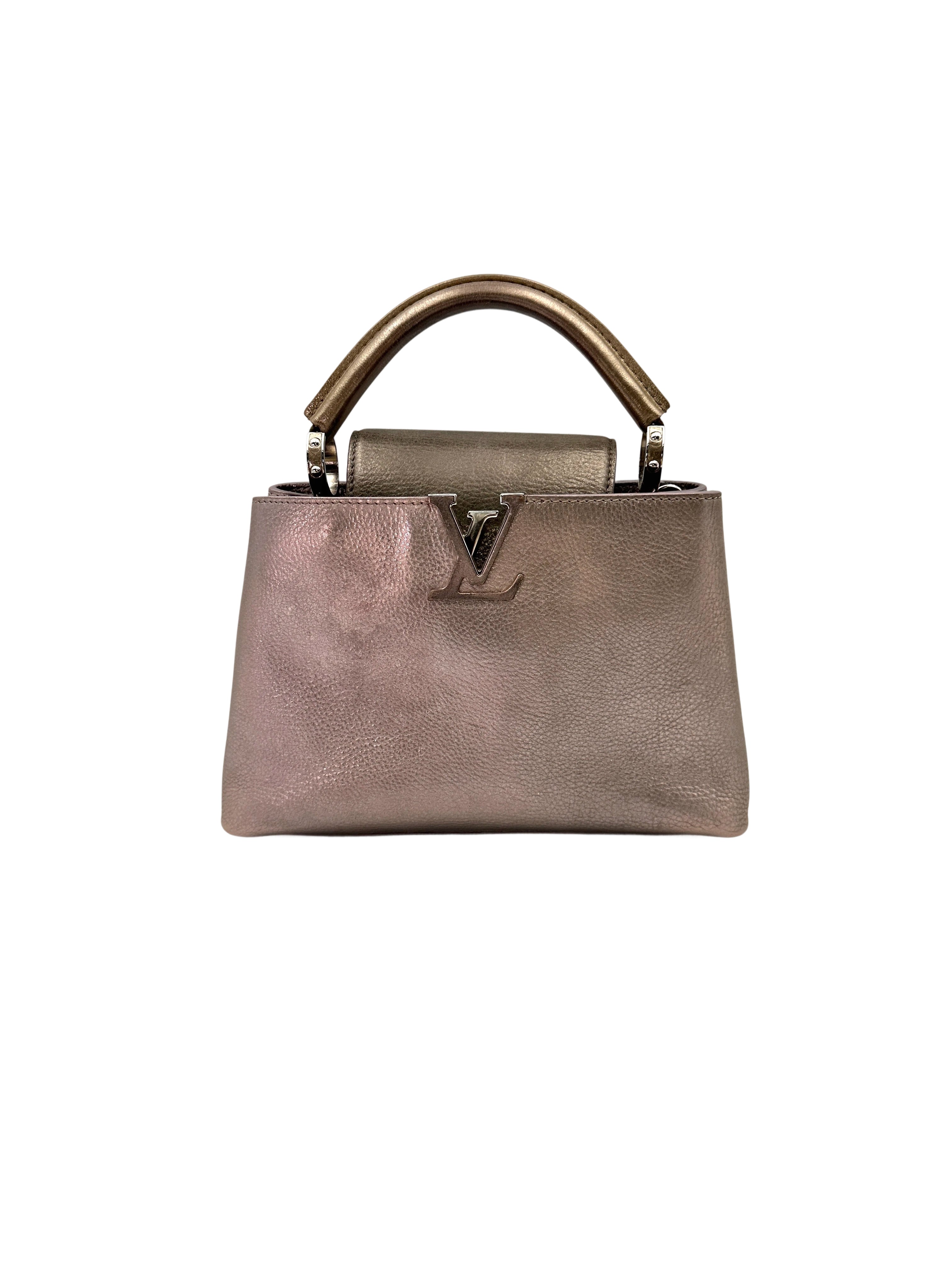 Louis Vuitton Capucines Grey Leather Top Handle Bag LV2288