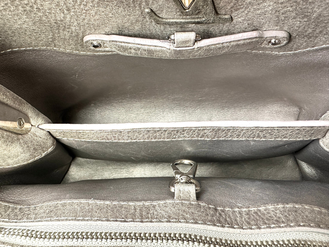 Louis Vuitton Capucines Grey Leather Top Handle Bag LV2288