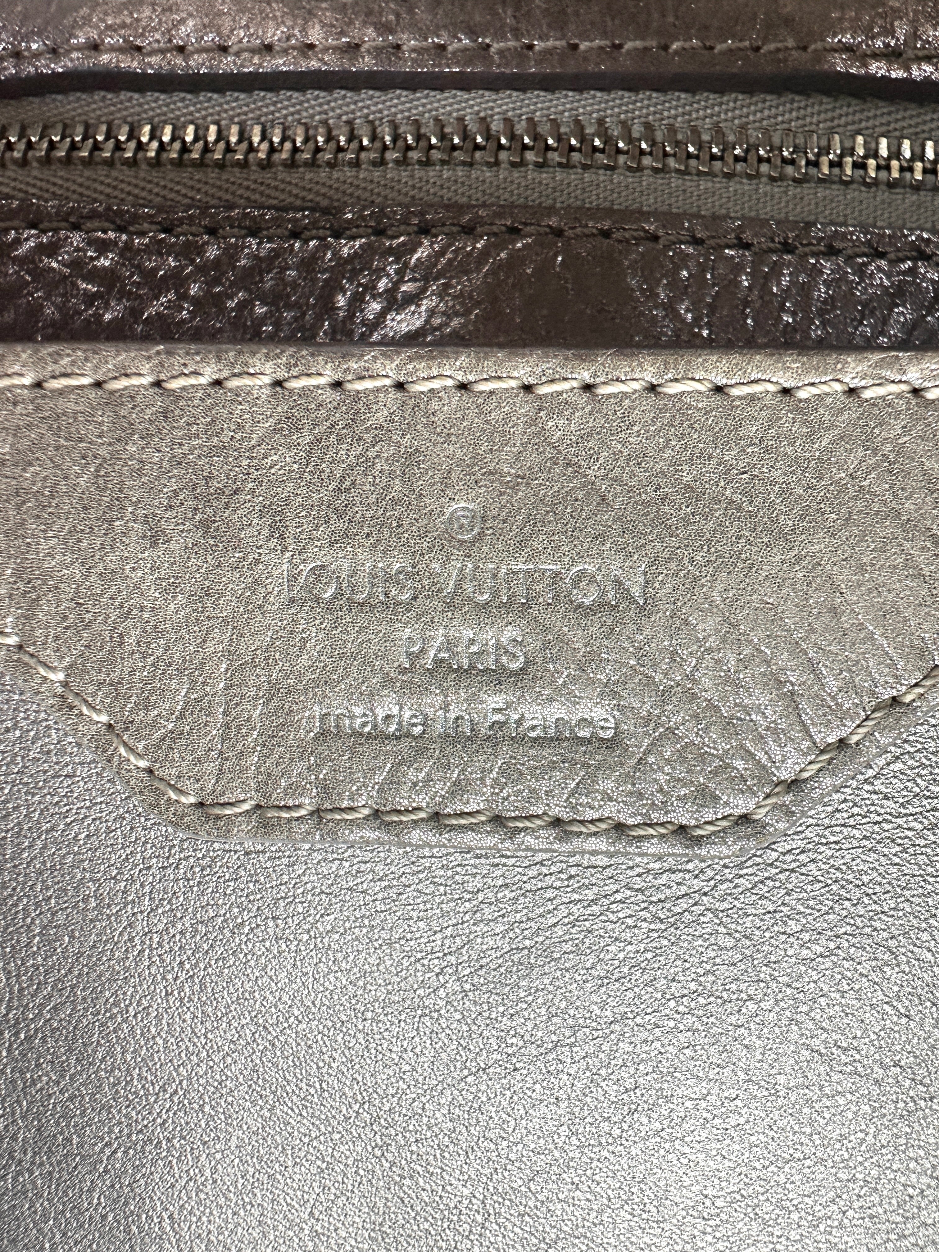 Louis Vuitton Capucines Grey Leather Top Handle Bag LV2288