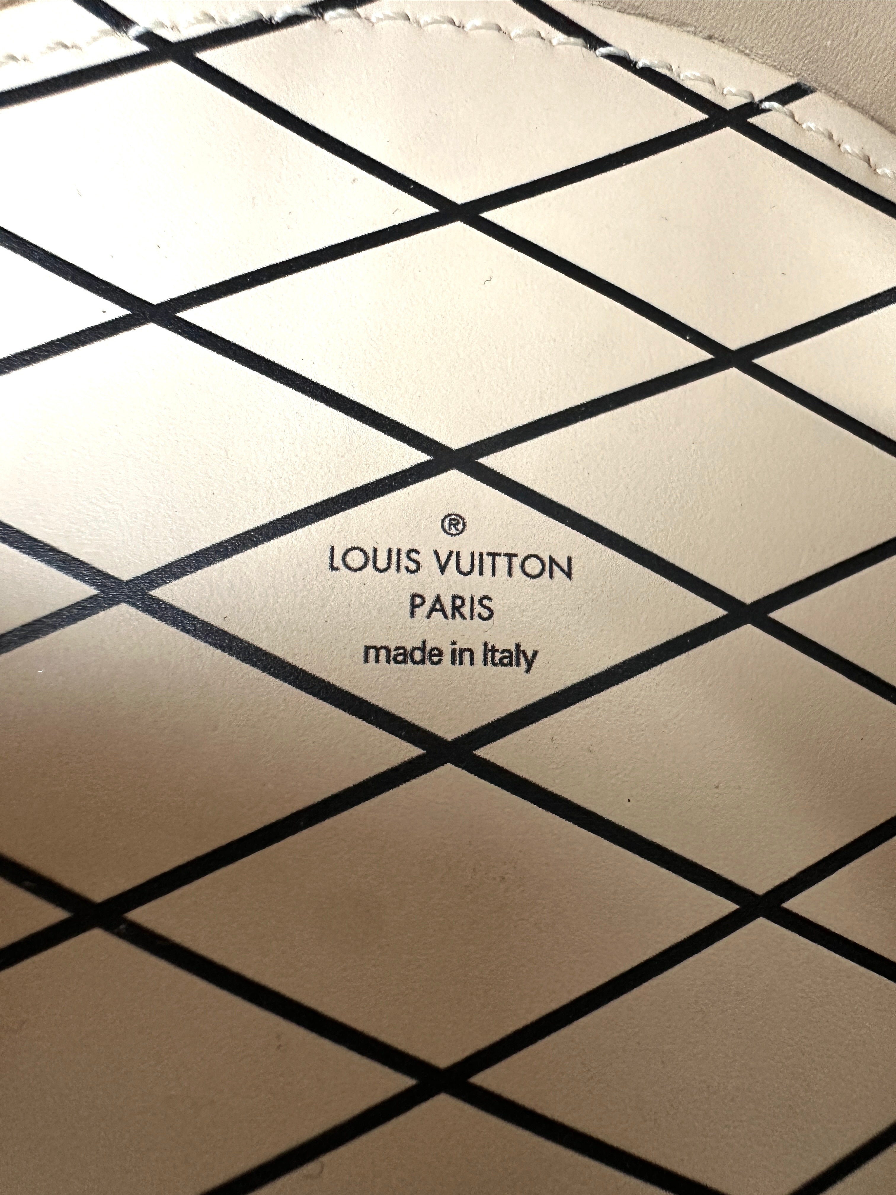 Louis Vuitton Monogram Reverse Boite Chapeau Mini Shoulder Bag LV2290