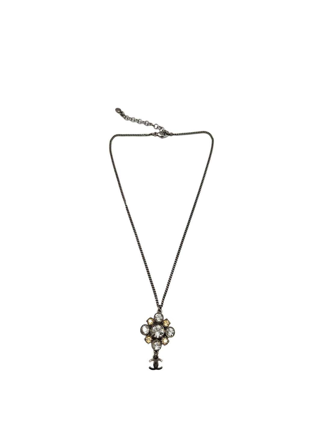 Chanel CC Logo Crystal Flower Pendant Necklace IRIS102