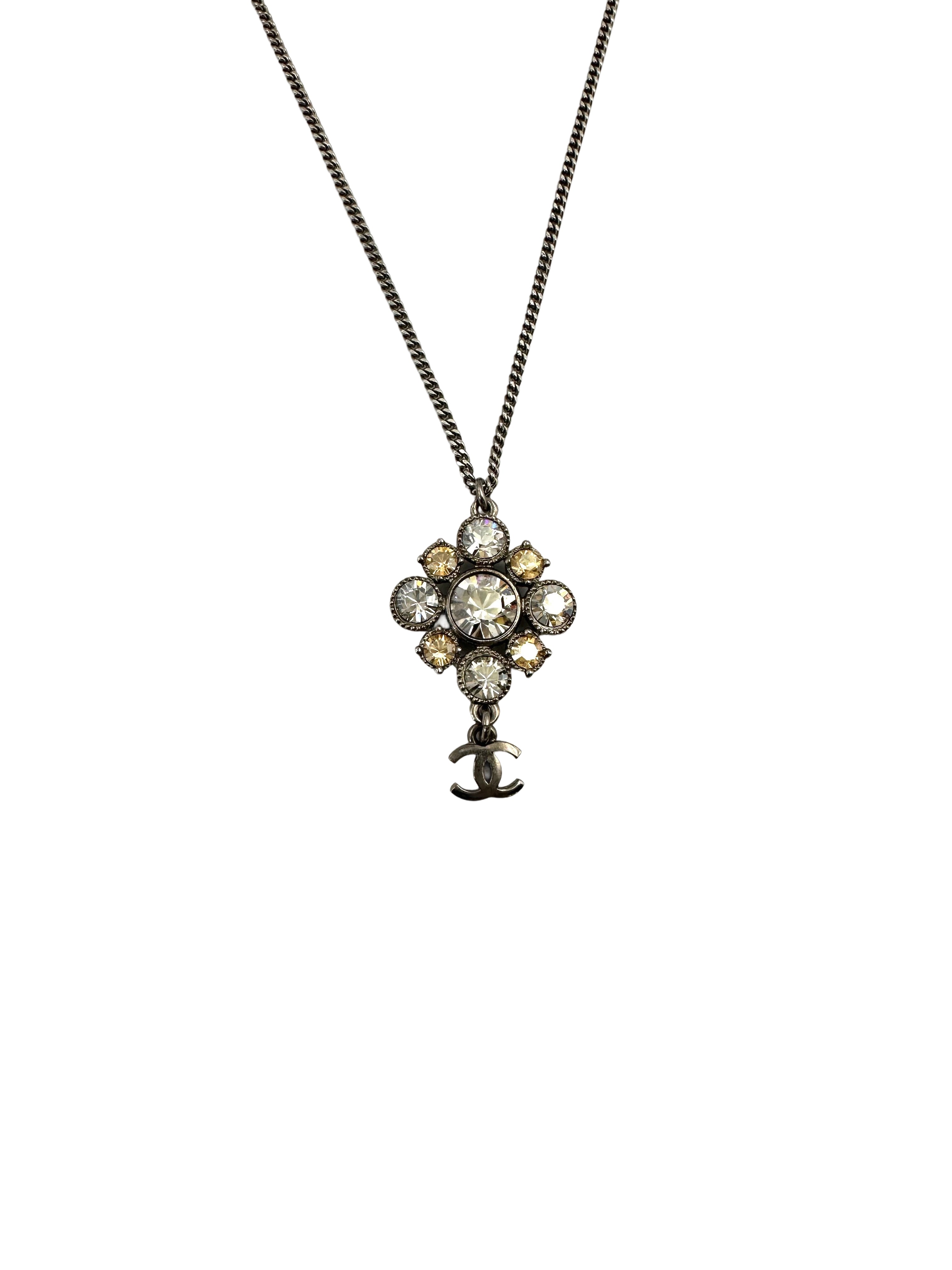 Chanel CC Logo Crystal Flower Pendant Necklace IRIS102