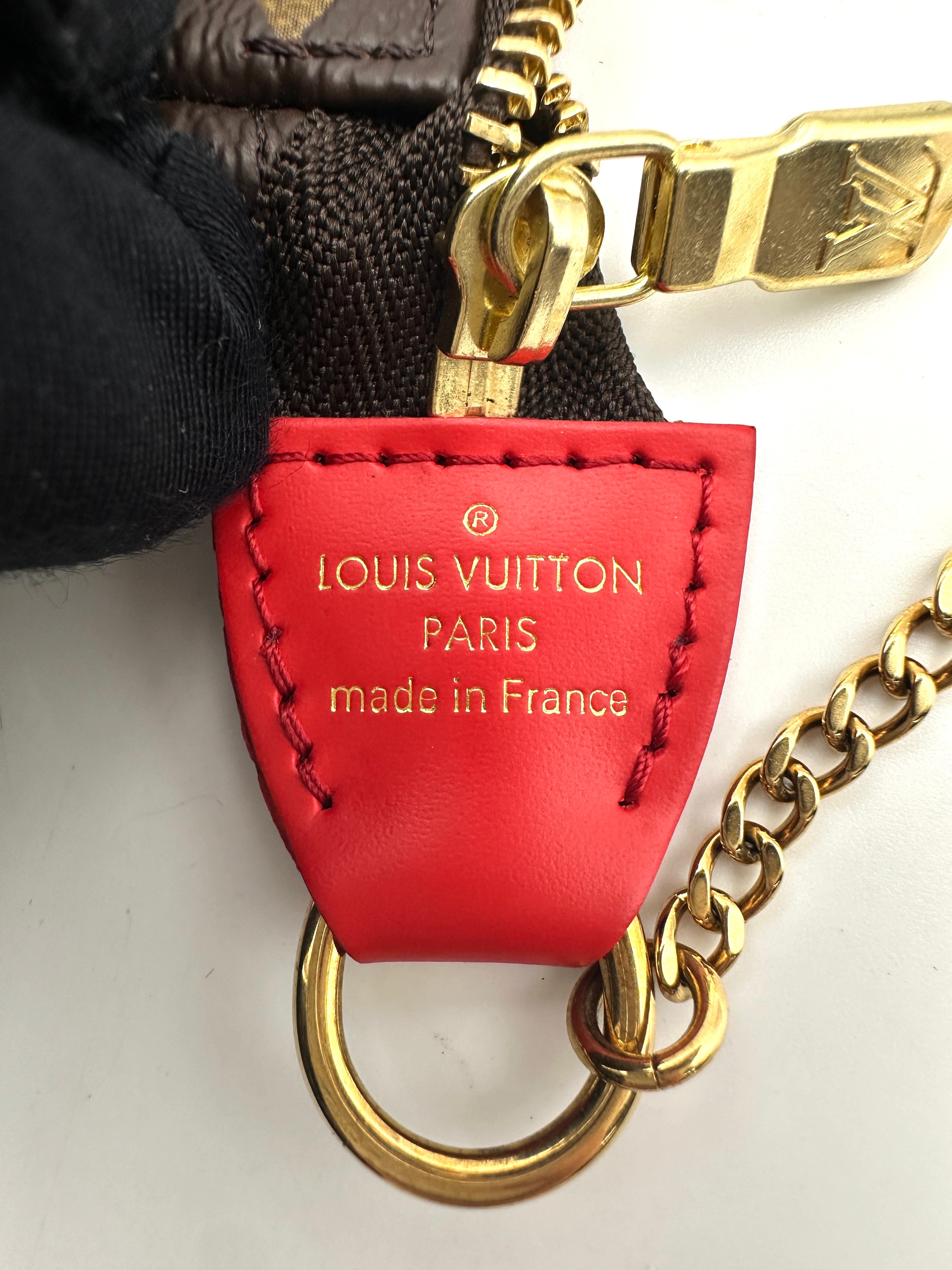 Louis Vuitton 2020 Christmas Animation Vivienne Bumper Car Mini Pochette Accessories LV2317