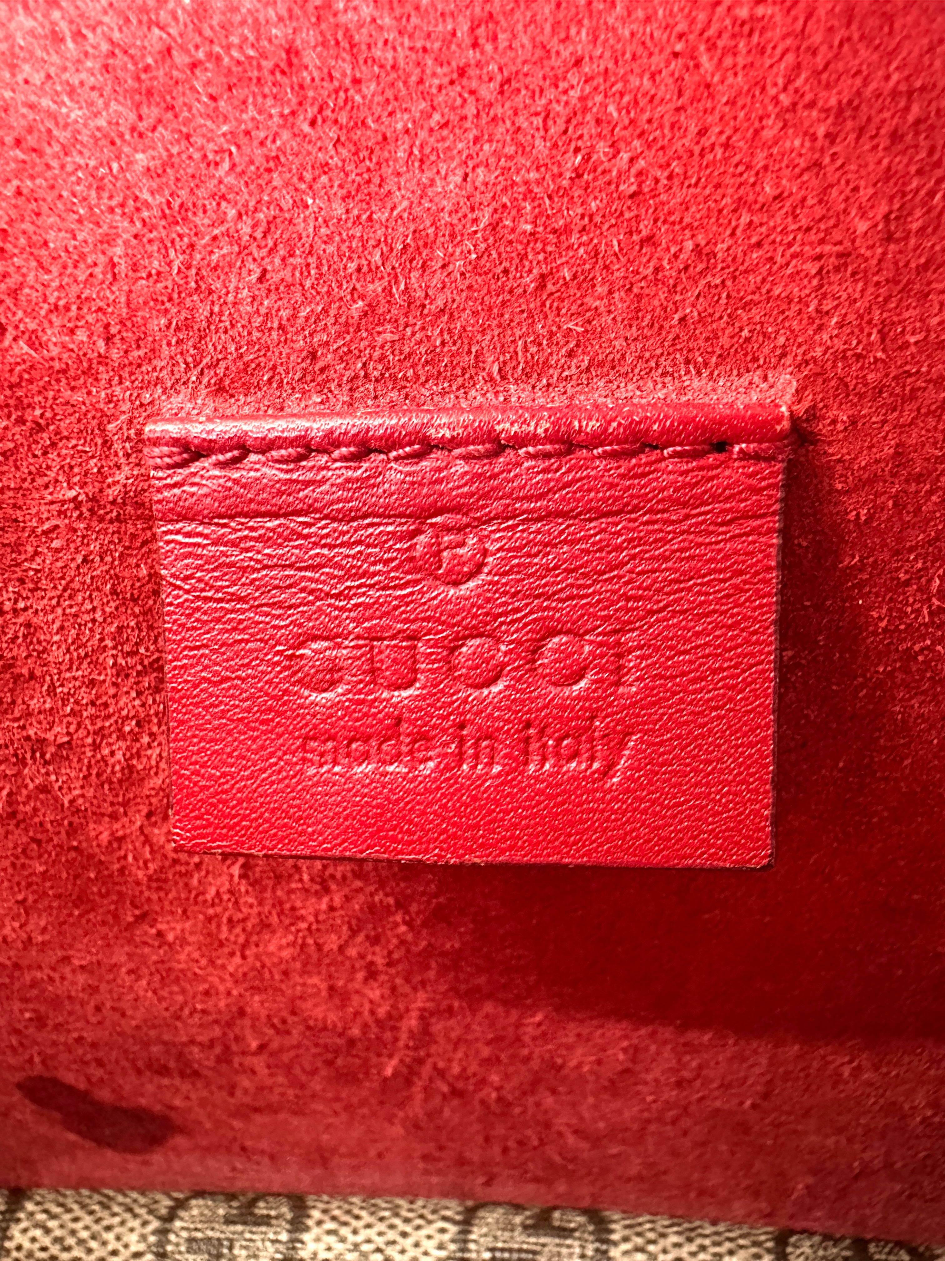 Gucci Dionysus GG Supreme Canvas Small Size Shoulder Bag With Red Trim GG805