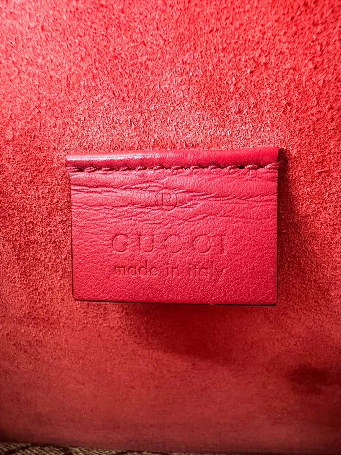 Gucci Dionysus GG Supreme Canvas Small Size Shoulder Bag With Red Trim GG808