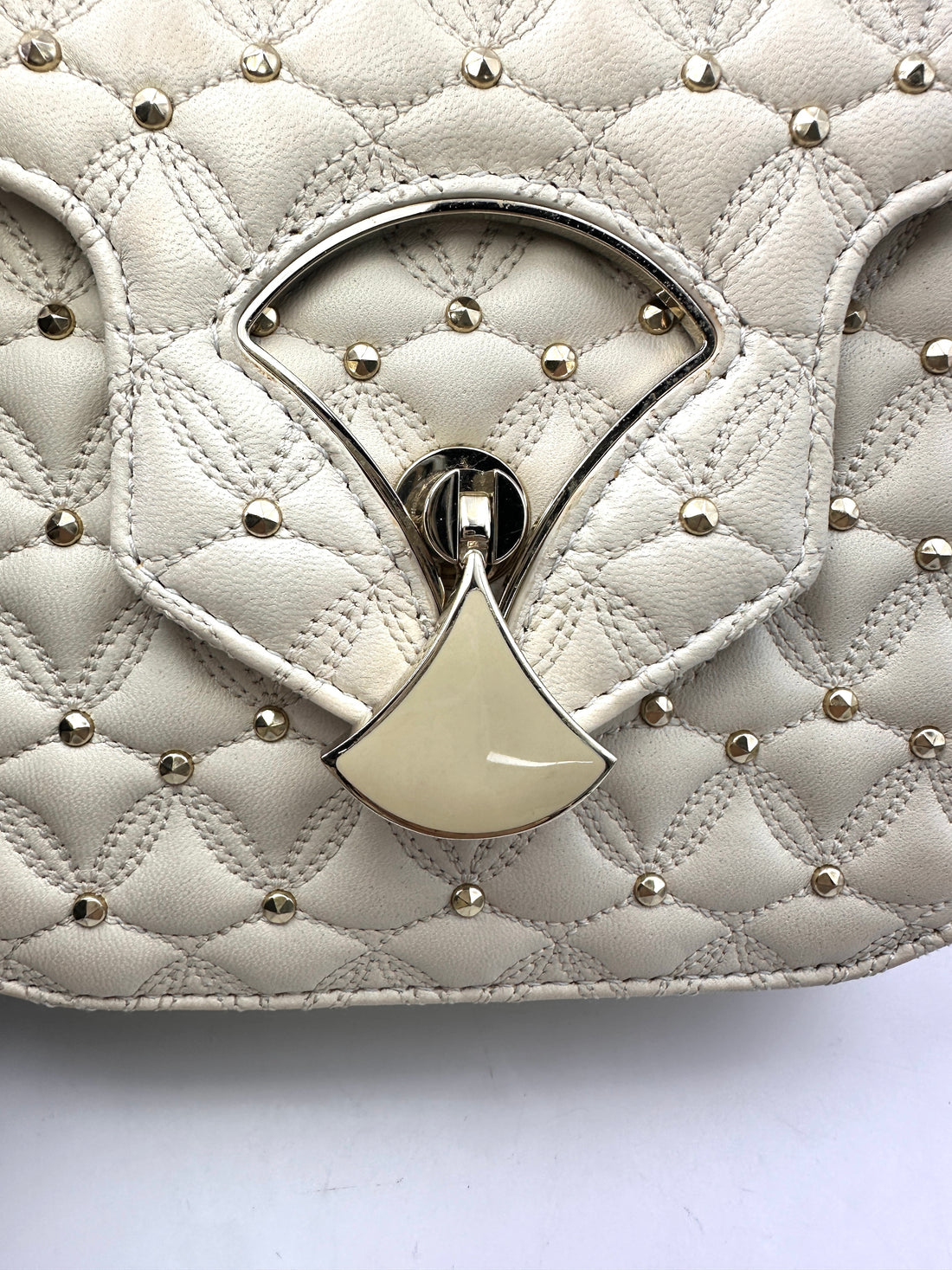 Bvlgari Divas'Dream White Quilted Leather Shoulder Bag BS36