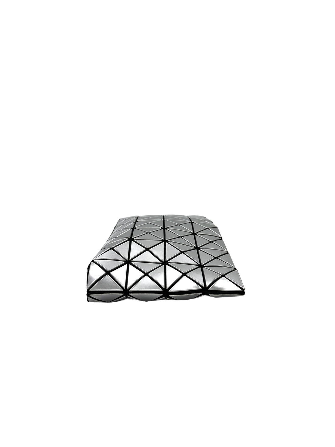 Issey Miyake Geometric-Patterned Metallic Shoulder Bag IM01