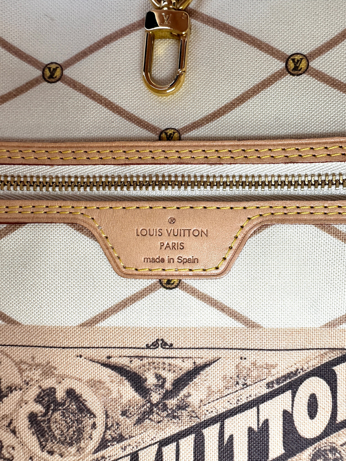 Louis Vuitton Neverfull Damier Azur Trompe L'oeil Tote Handle Bag With Pouch LV2306