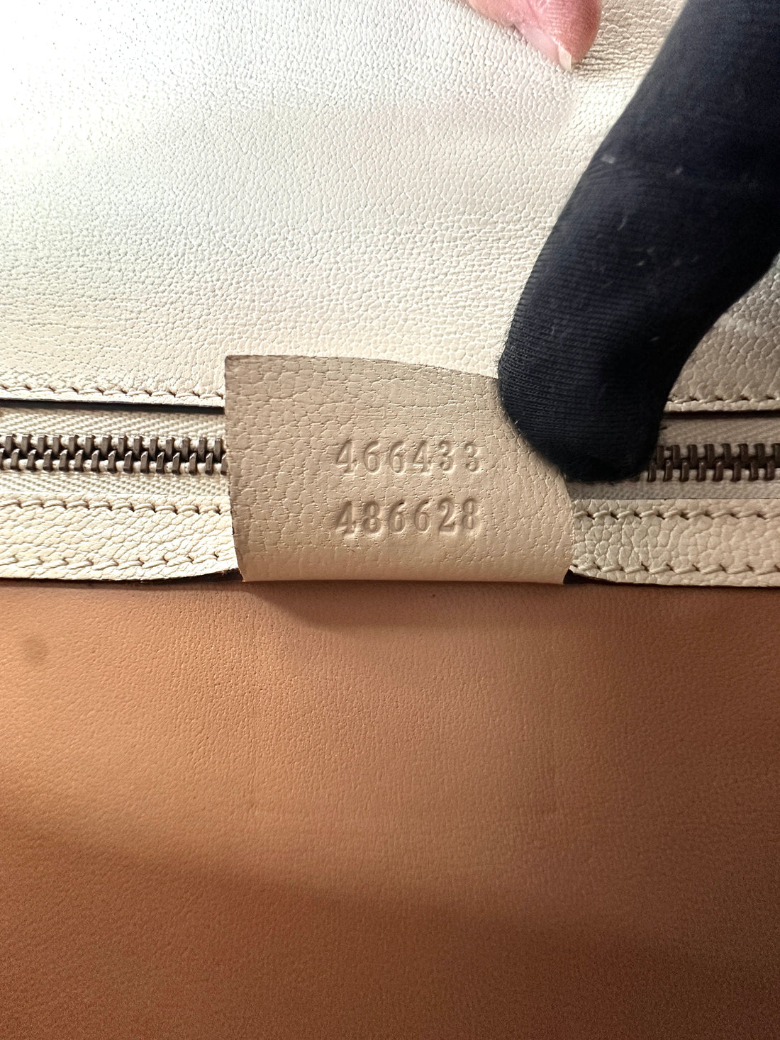 Gucci Broche White Leather Pearl Fox Head Shoulder Bag With Python Trim GG810