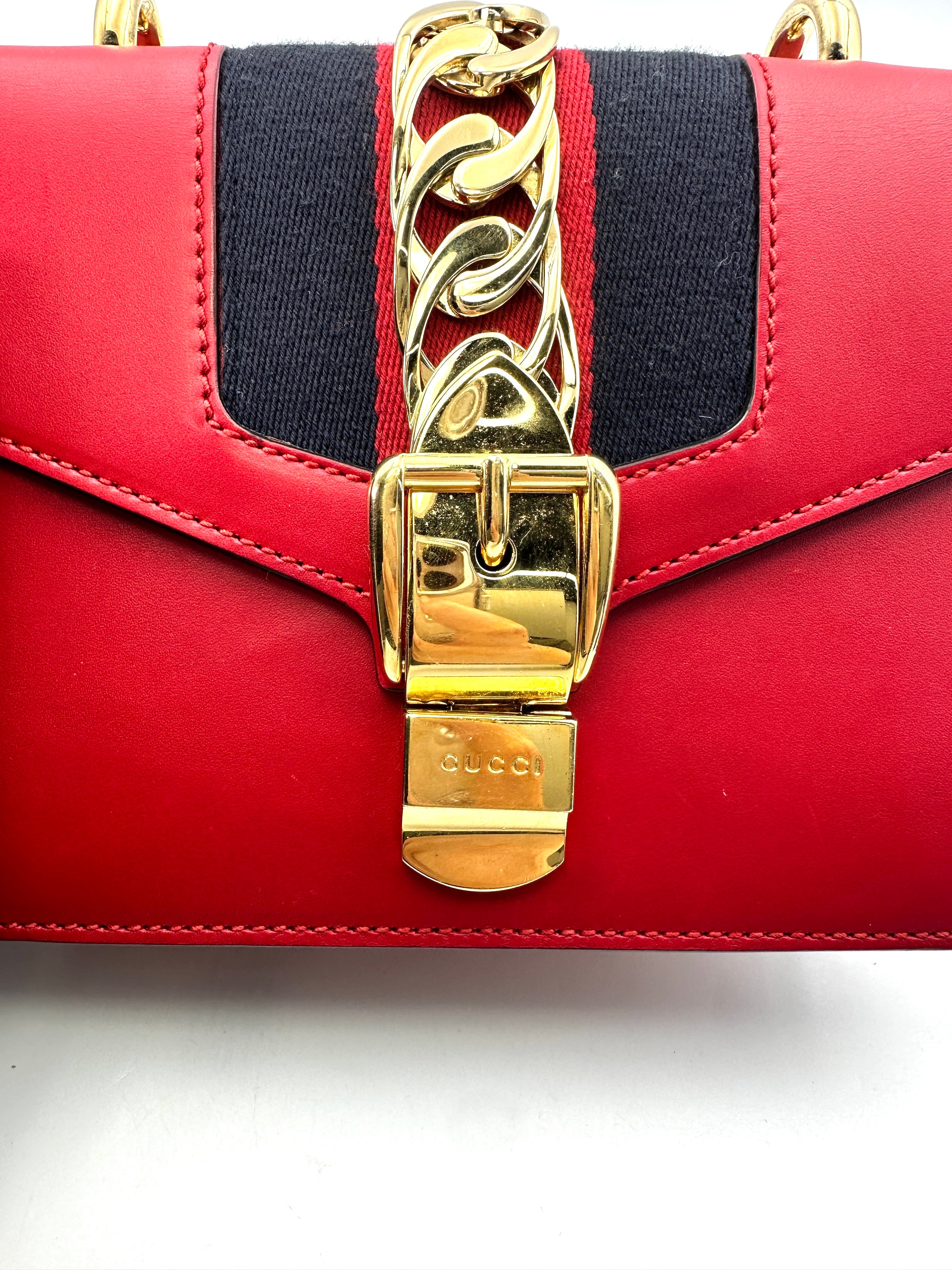 Gucci Sylvie Red Leather Small Size Shoulder Bag GG815