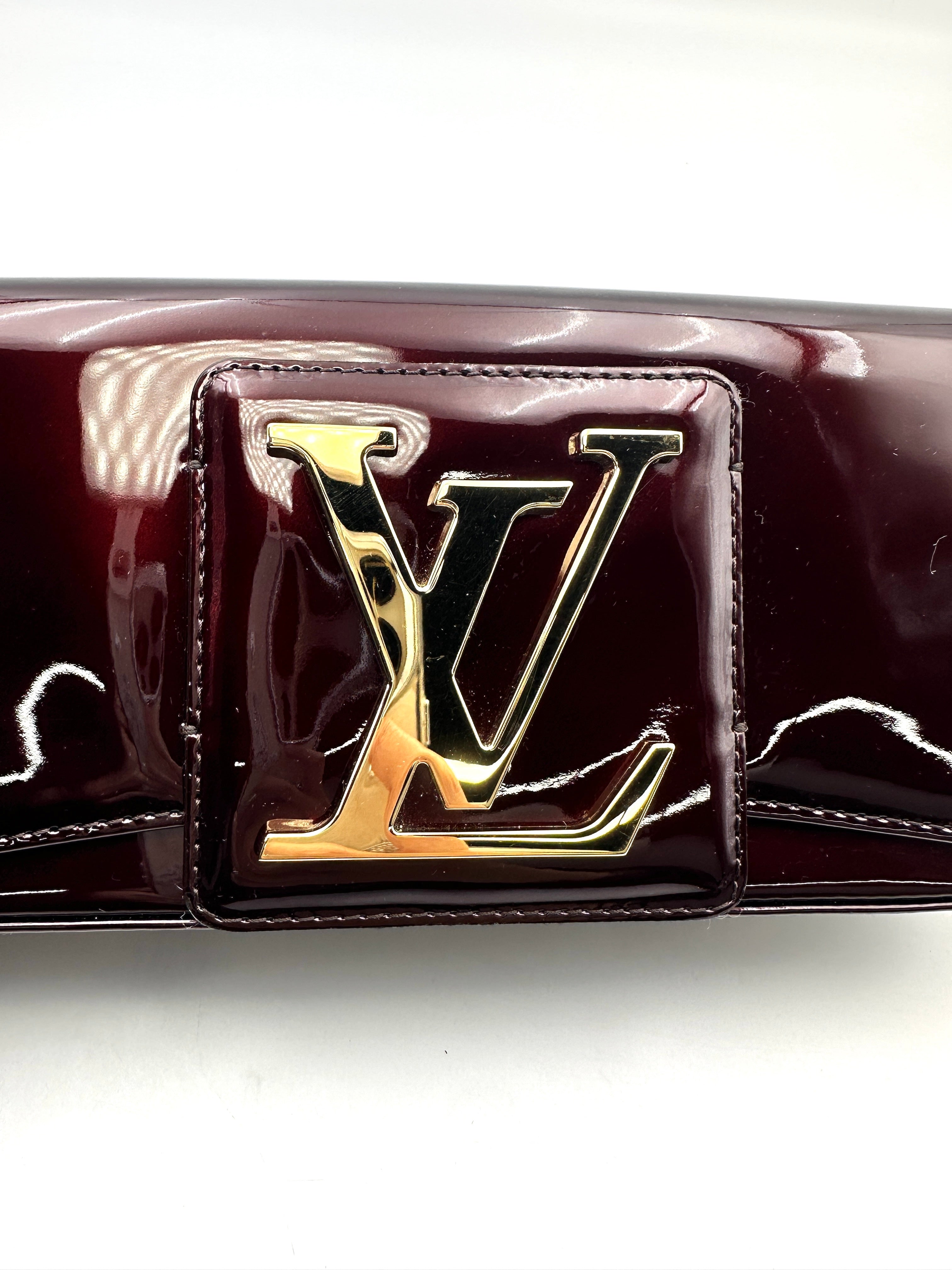 Louis Vuitton Burgundy Monogram Vernis Sobe Clutch Bag LV2319