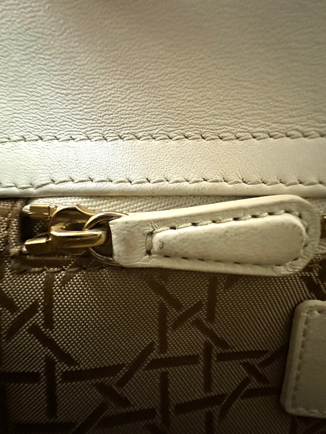Christian Dior Lady Dior White Cannage Lambskin Handle Bag With Gold Charms DR624