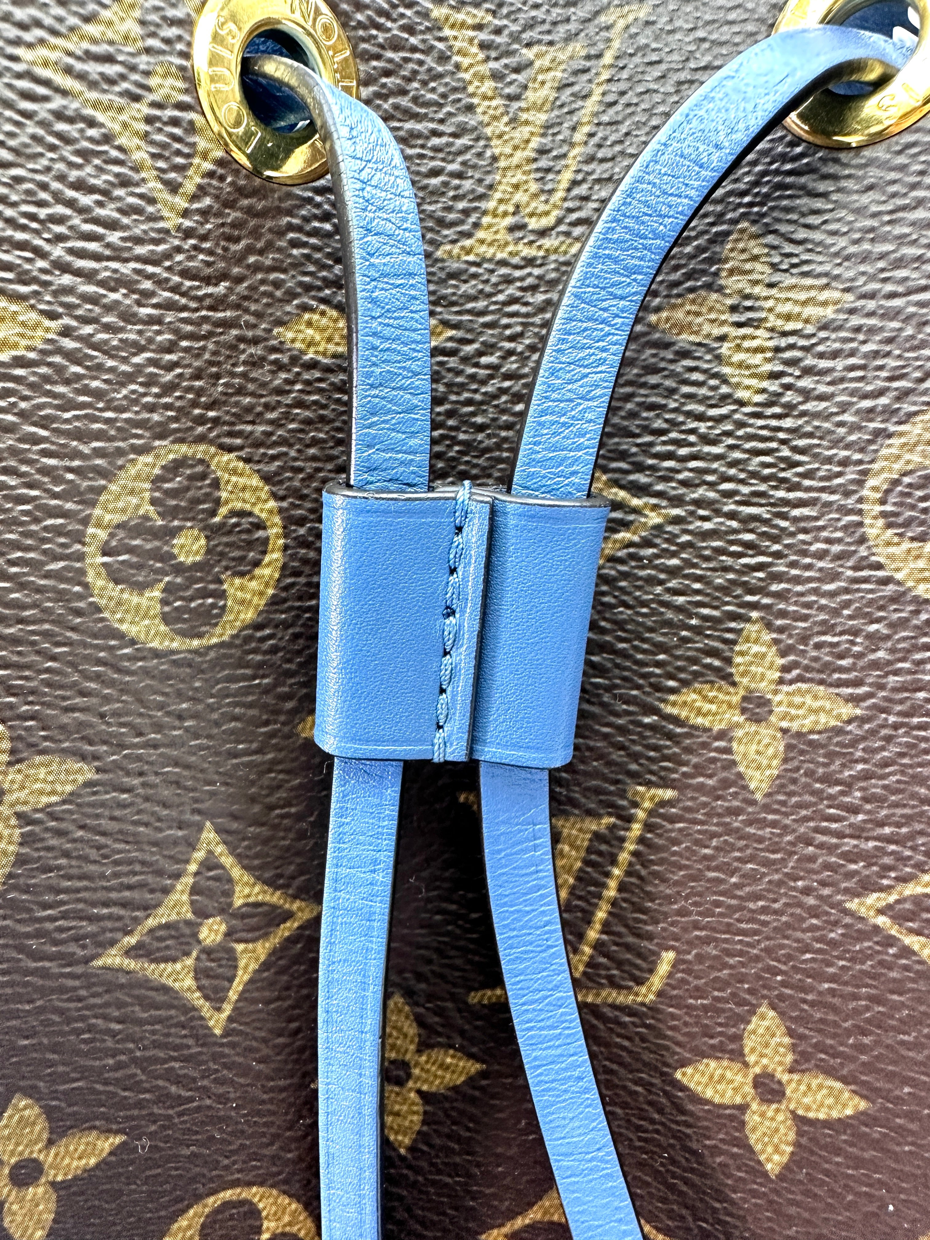 Louis Vuitton Neonoe Monogram Canvas Bucket Bag With Blue Drawstring LV2322