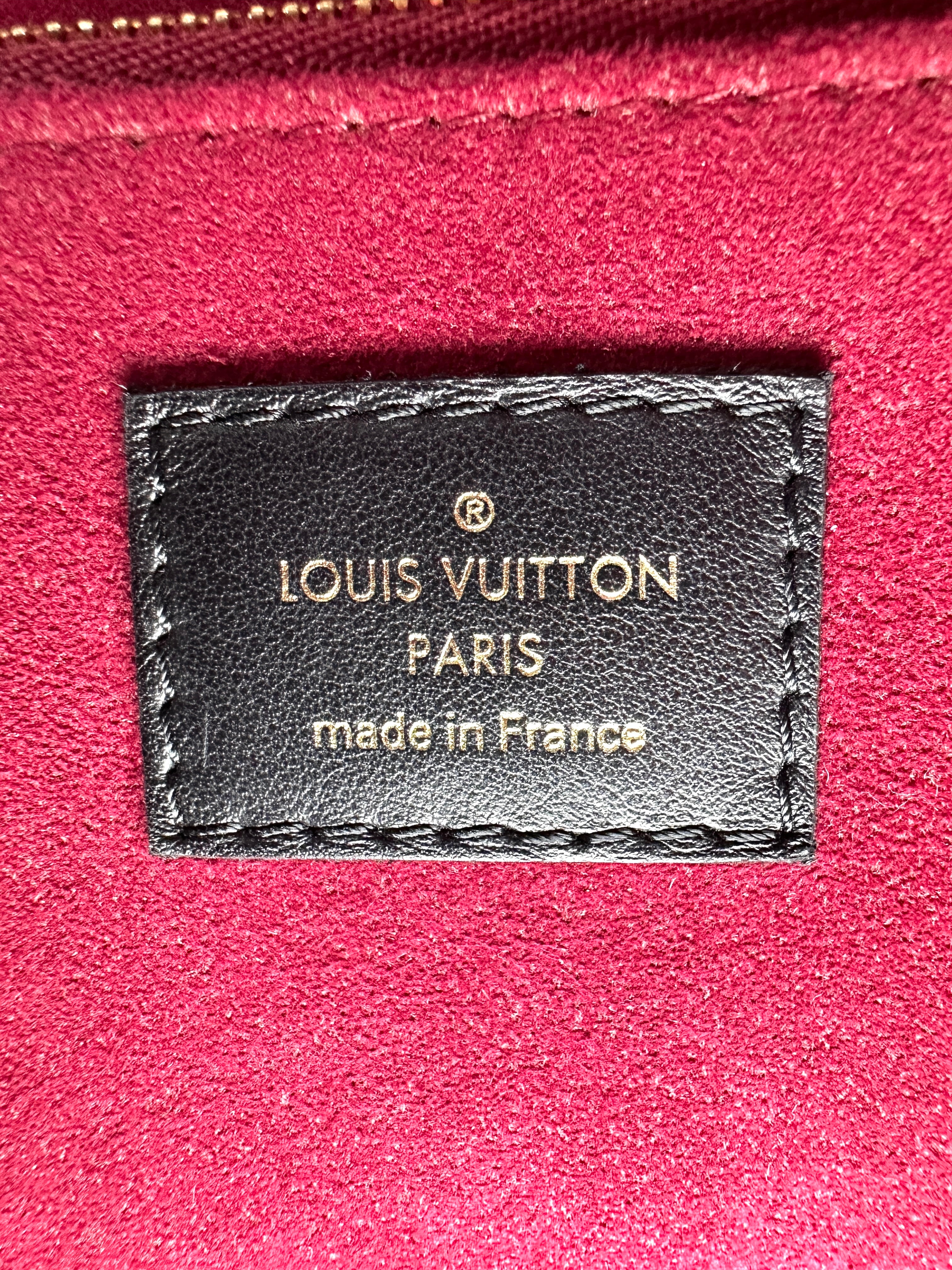Louis Vuitton Passy Monogram Canvas Chain Bag LV2337