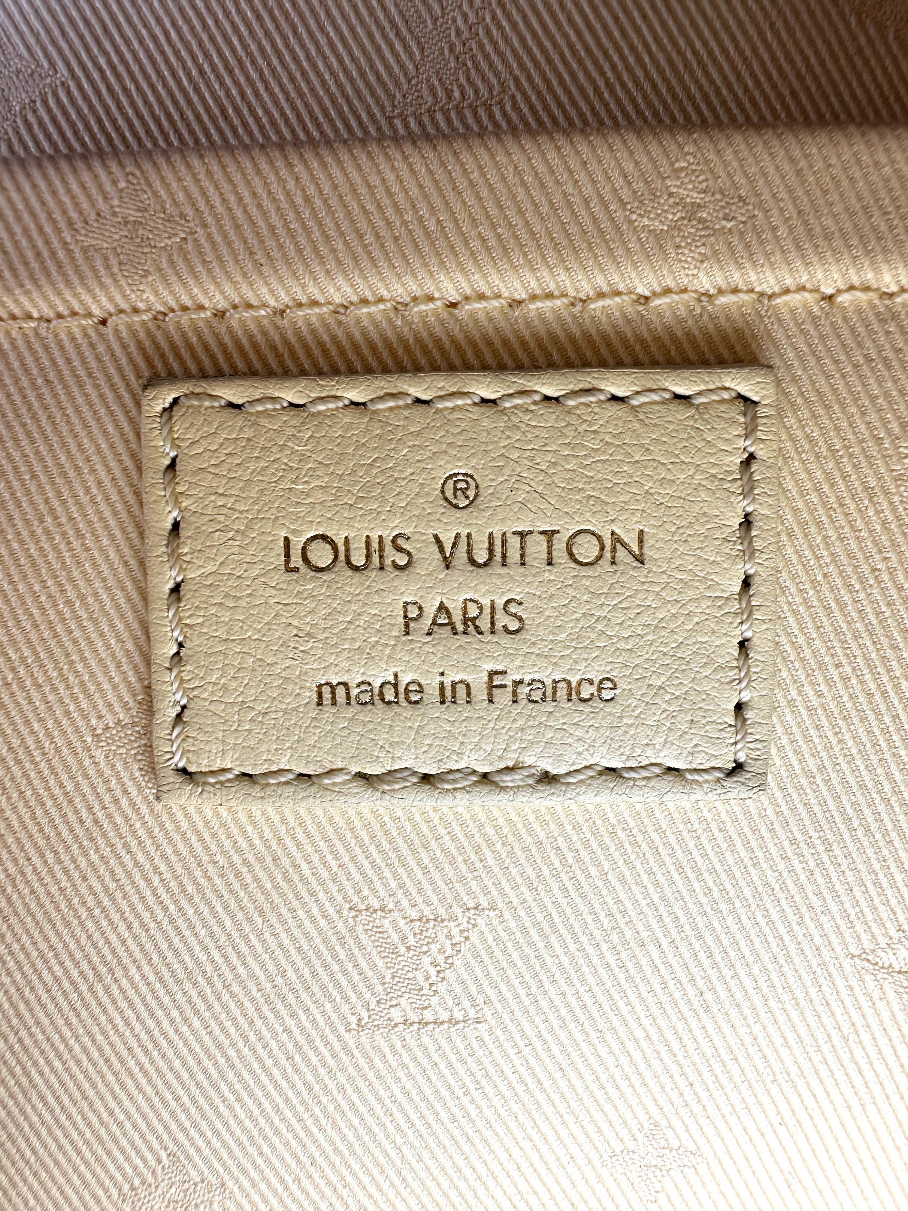 Louis Vuitton Alma Soft BB Bubblegram Yellow Quilted Leather Handle Bag LV2334