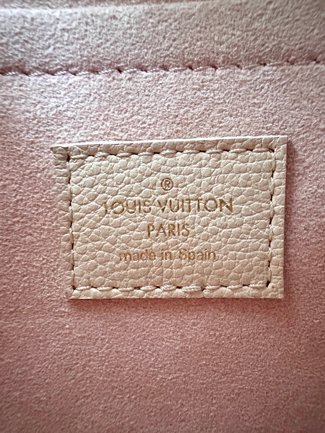 Louis Vuitton Bagatelle Pink/White Bicolor Monogram Empreinte Giant Leather Shoulder Bag LV2341