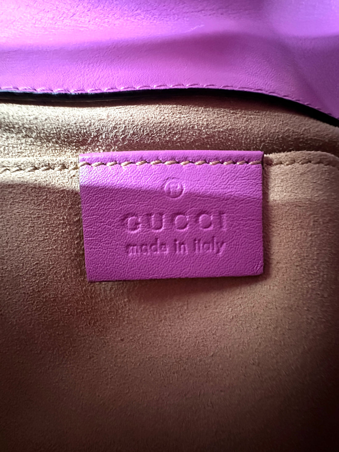 Gucci GG Marmont Purple Chevron Matelasse Leather Chain Shoulder Bag GG821