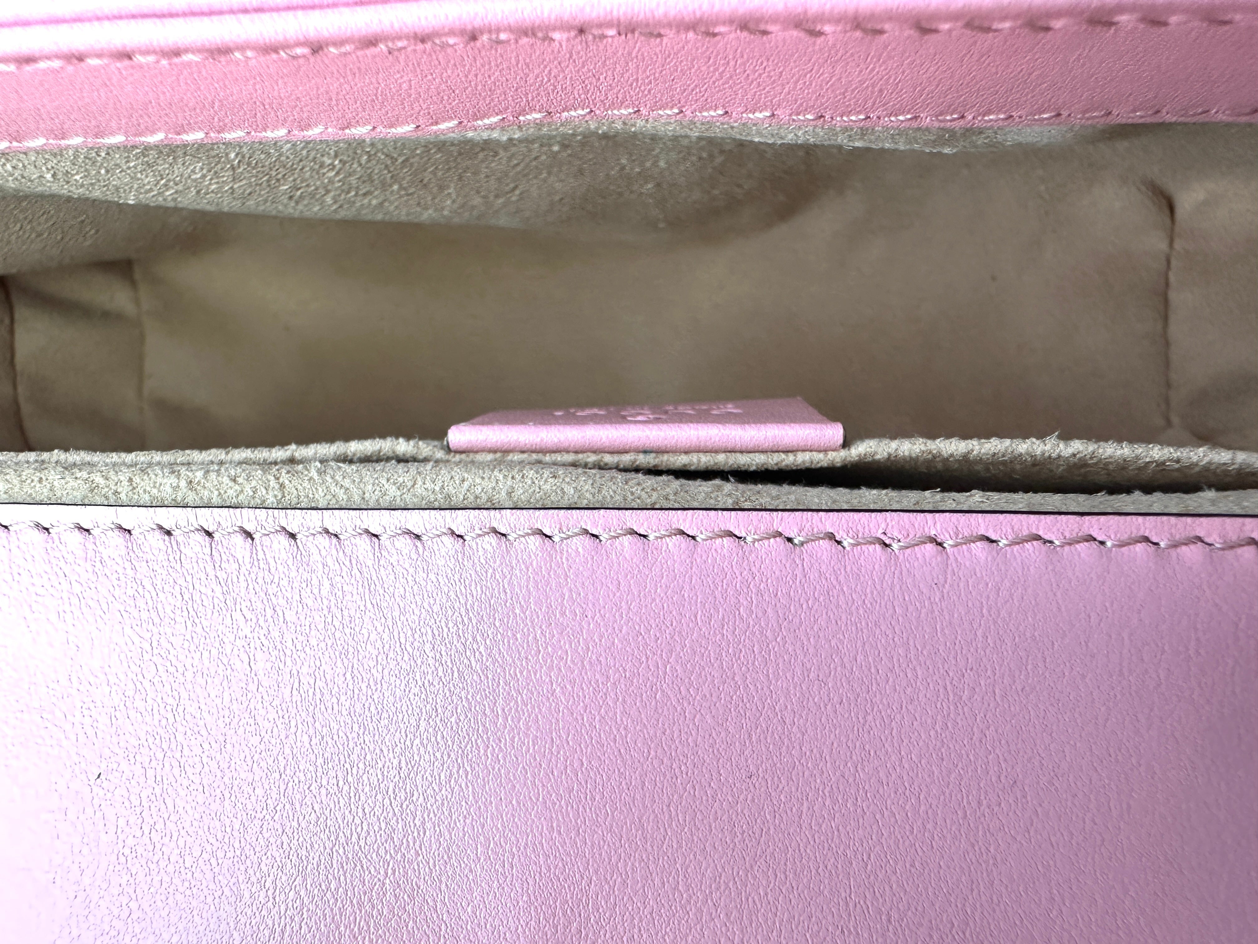 Gucci GG Marmont Pink Chevron Matelasse Leather Small Size Chain Shoulder Bag GG823