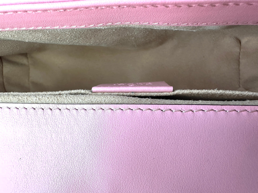 Gucci GG Marmont Pink Chevron Matelasse Leather Small Size Chain Shoulder Bag GG823