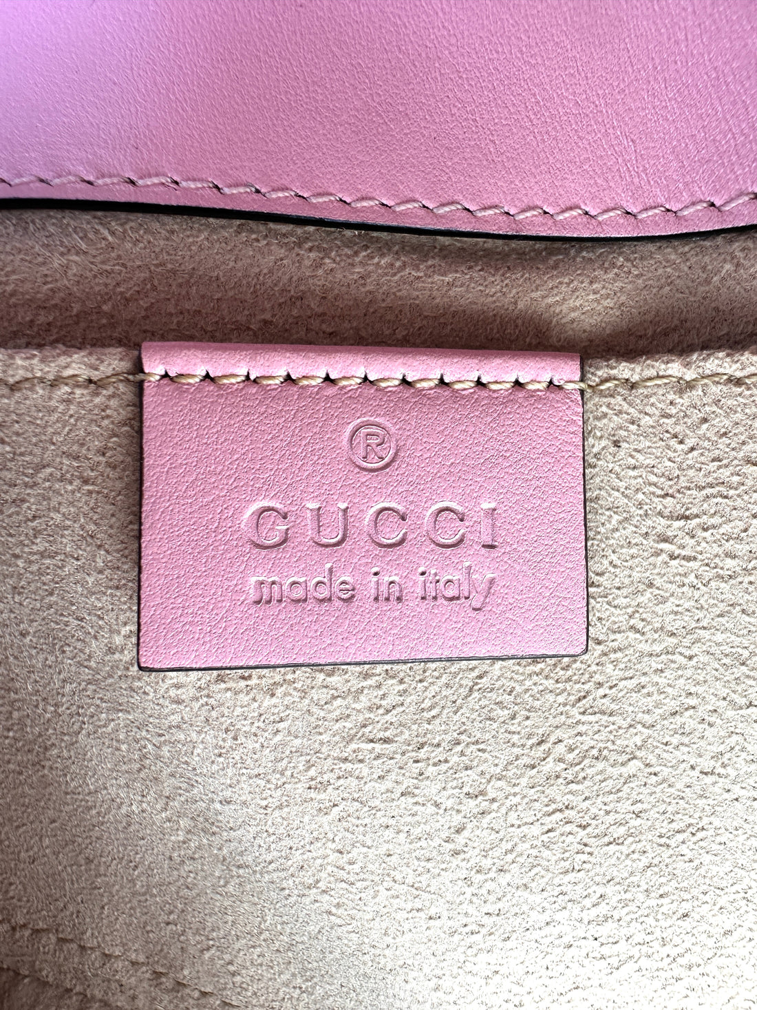 Gucci GG Marmont Pink Chevron Matelasse Leather Small Size Chain Shoulder Bag GG823