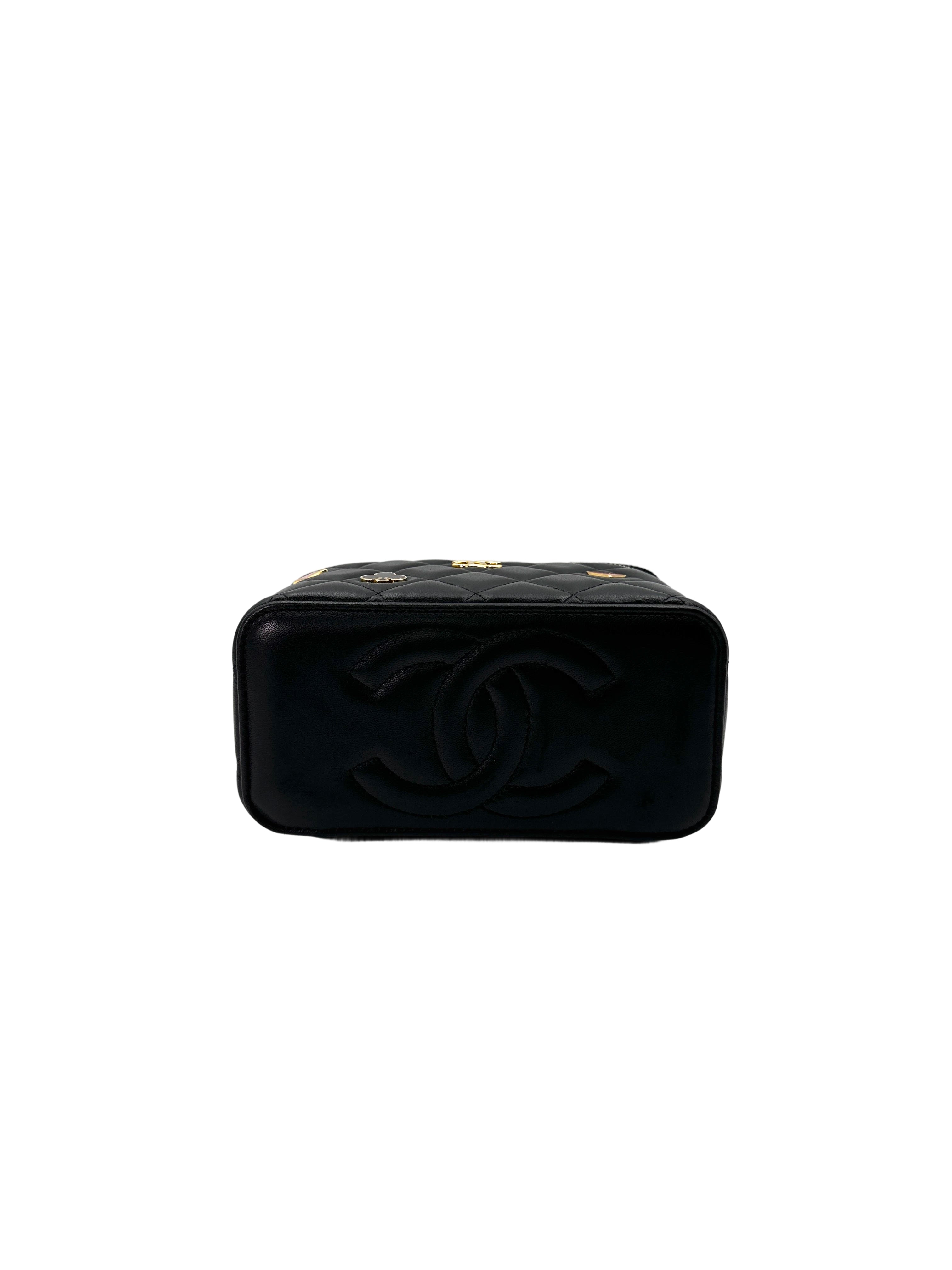 Chanel Casino Charms Black Quilted Leather Vanity Case(NC***47) CC1659