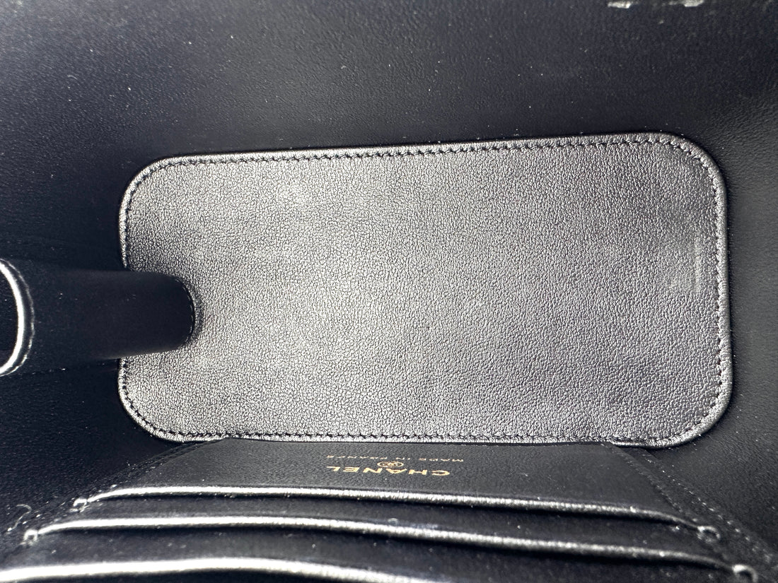 Chanel Casino Charms Black Quilted Leather Vanity Case(NC***47) CC1659