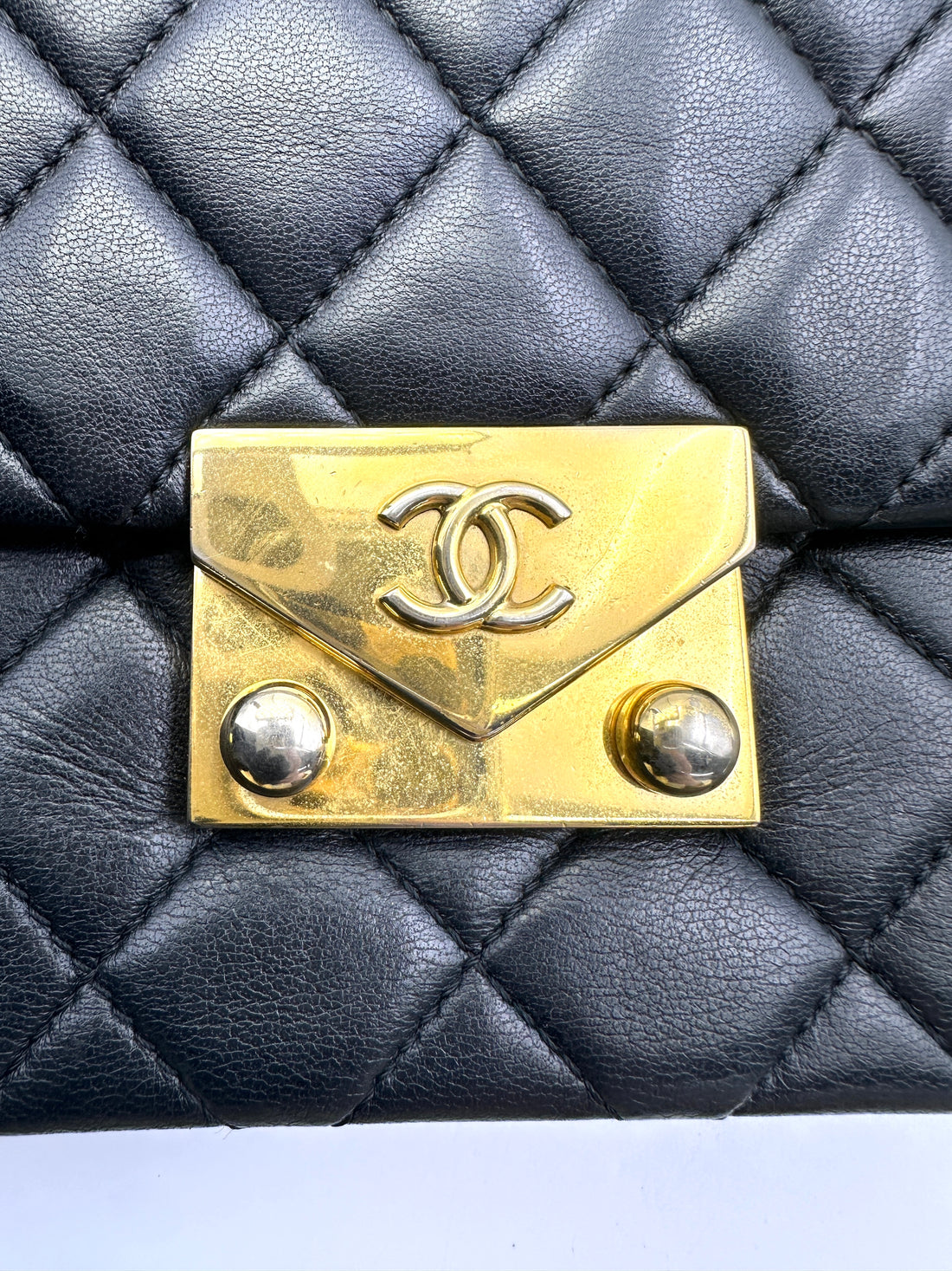 Chanel Black Quilted Leather Shoulder Bag With Gold Hardware(22***88) CC1661