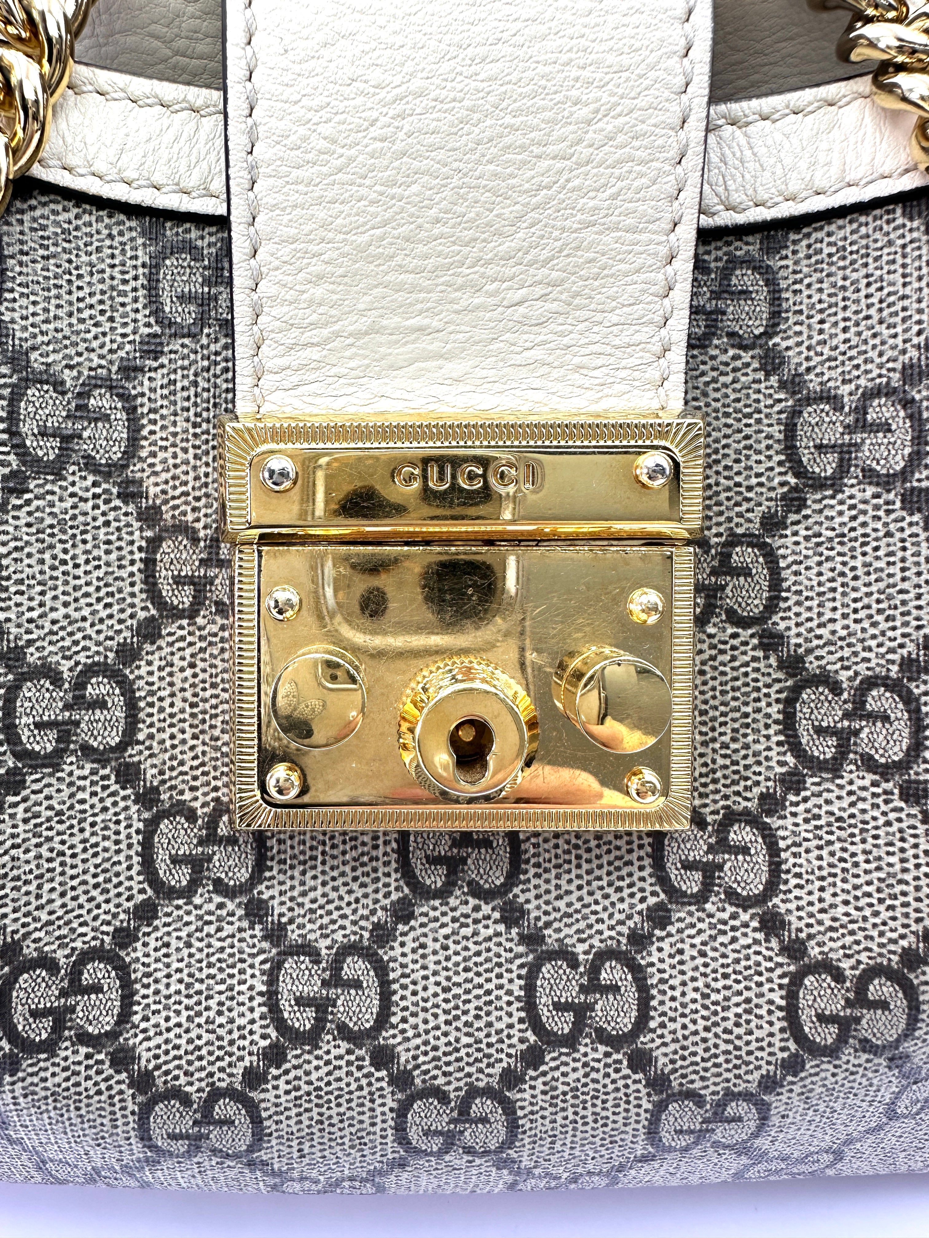 Gucci Padlock GG Supreme Shoulder Bag With White Leather Trim GG826