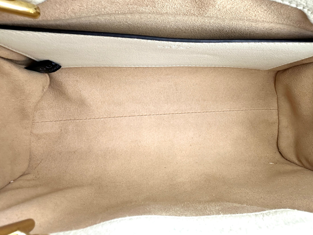 Gucci Padlock GG Supreme Shoulder Bag With White Leather Trim GG826