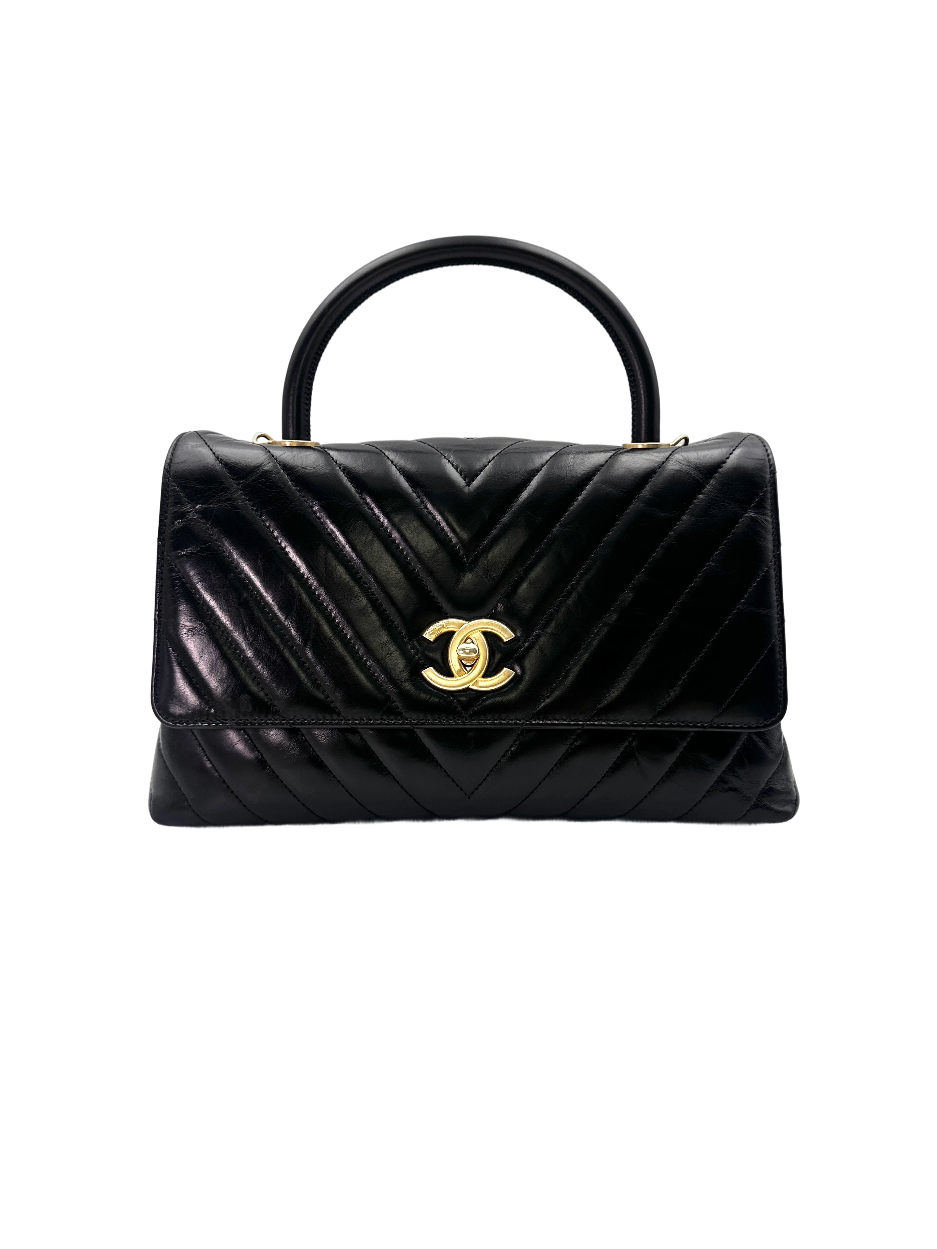 Chanel CoCo Handle Black Chevron Quilted Leather Medium Size Handle Bag(24***66) CC1666
