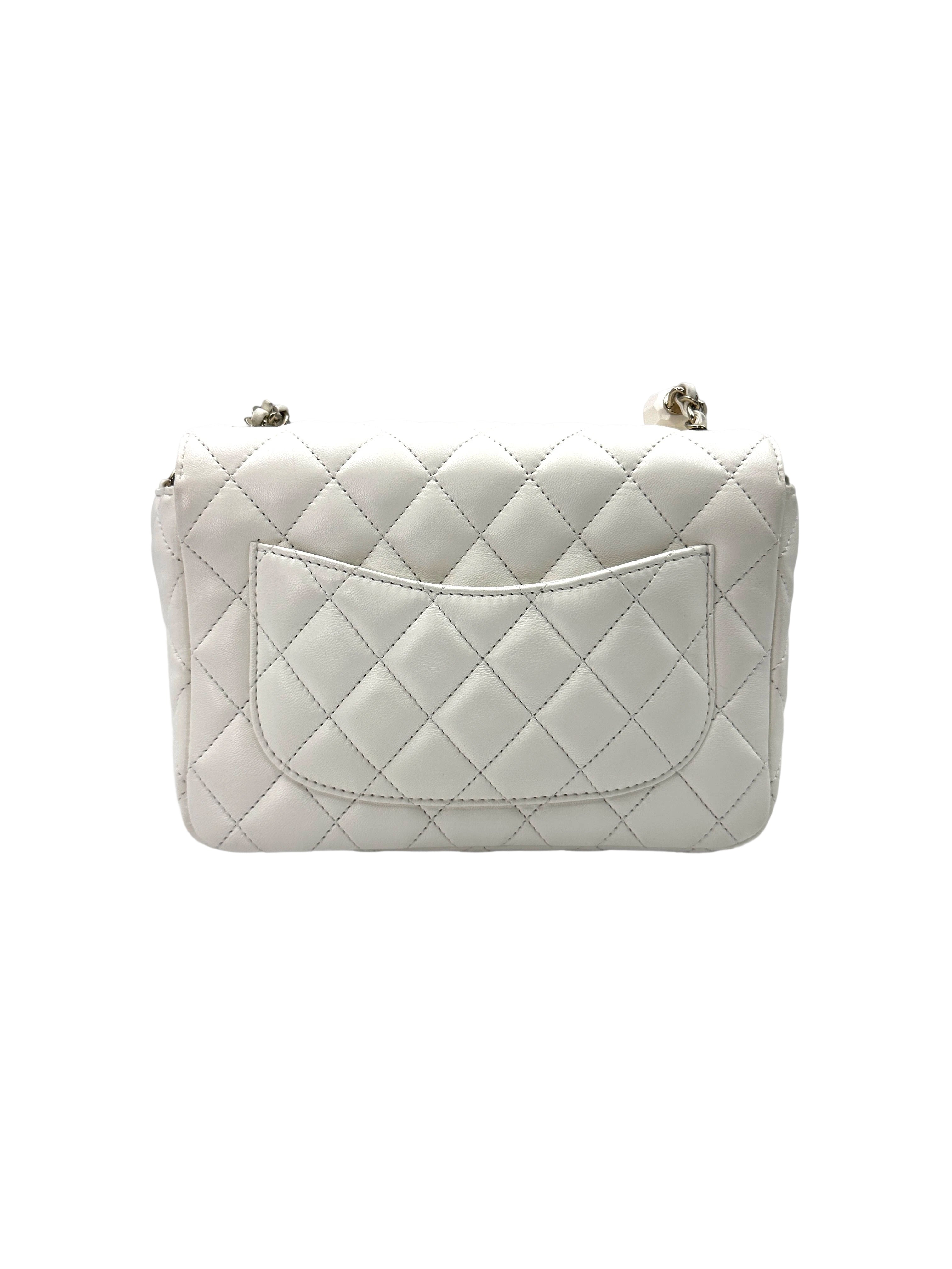 Chanel White Quilted Lambskin Flap Bag With Decorative Ball Chain(P1***EJ) CC1686