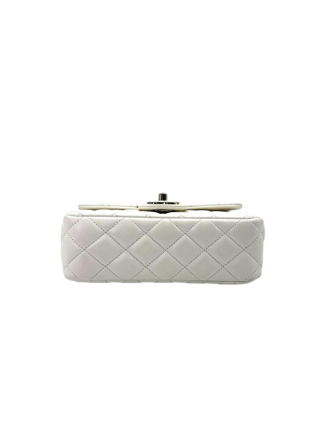 Chanel White Quilted Lambskin Flap Bag With Decorative Ball Chain(P1***EJ) CC1686