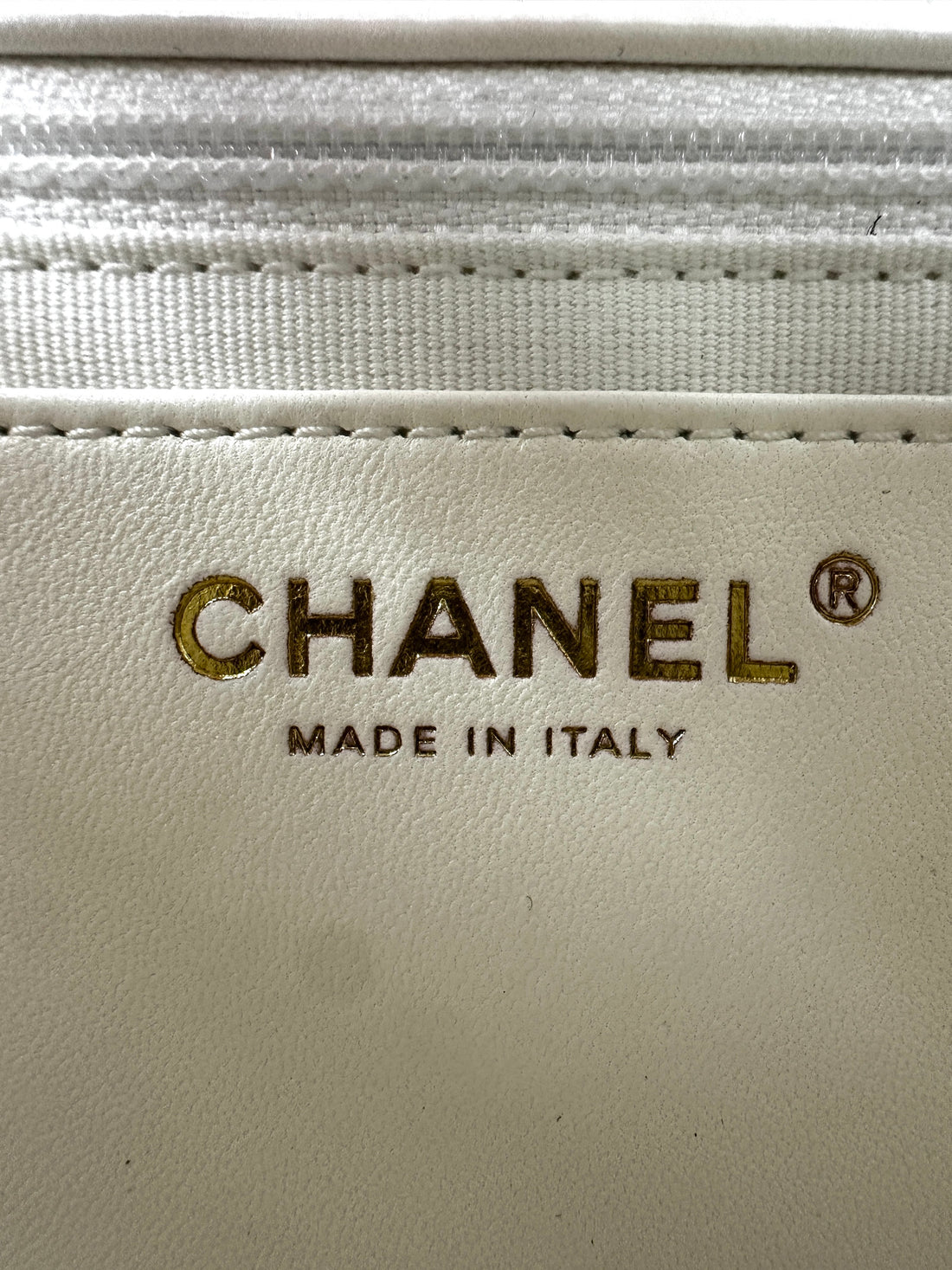Chanel White Quilted Lambskin Flap Bag With Decorative Ball Chain(P1***EJ) CC1686