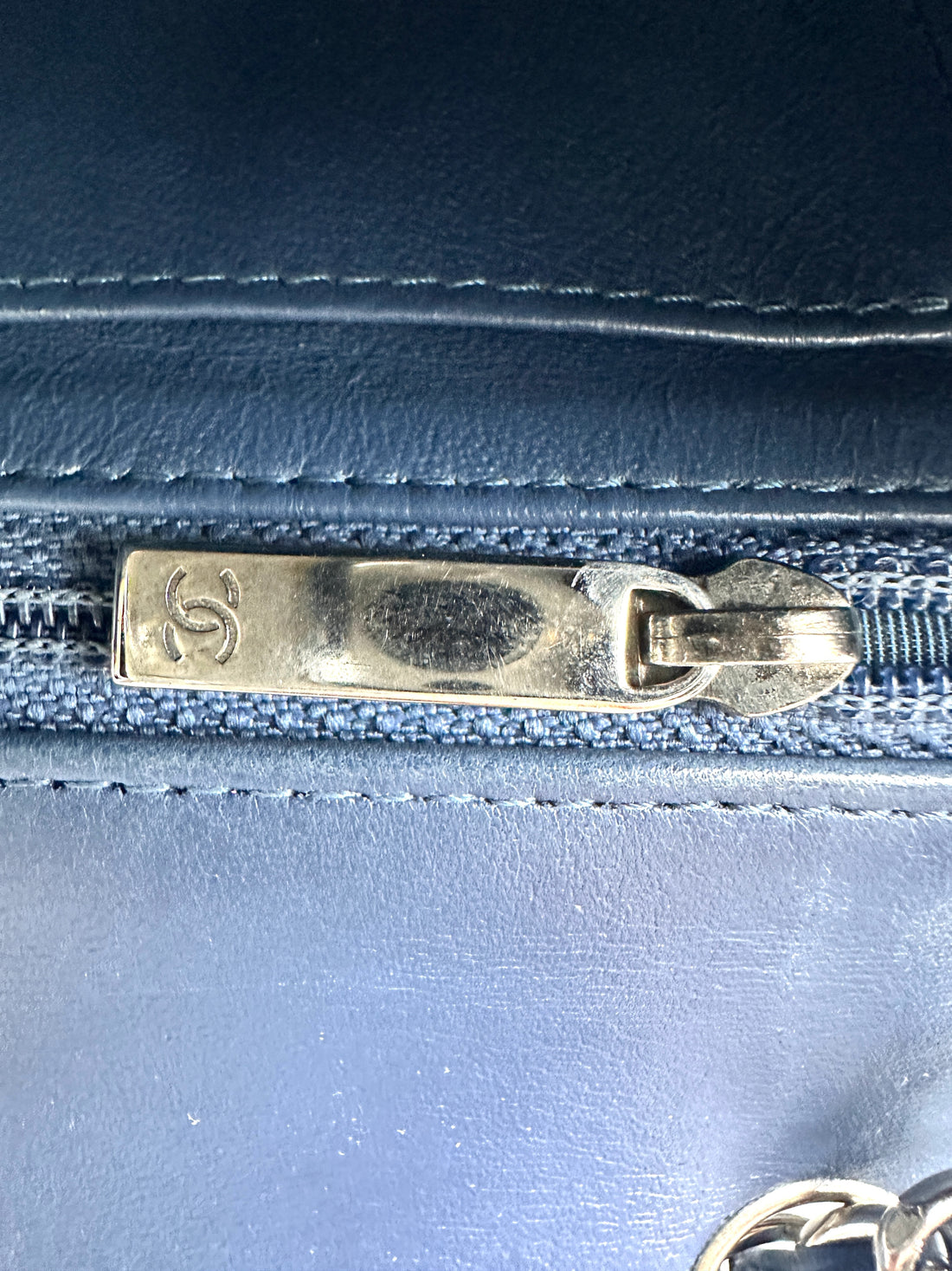 Chanel Classic Flap Iridescent Turquoise Blue Quilted Leather Shoulder Bag(17***09) IRIS118